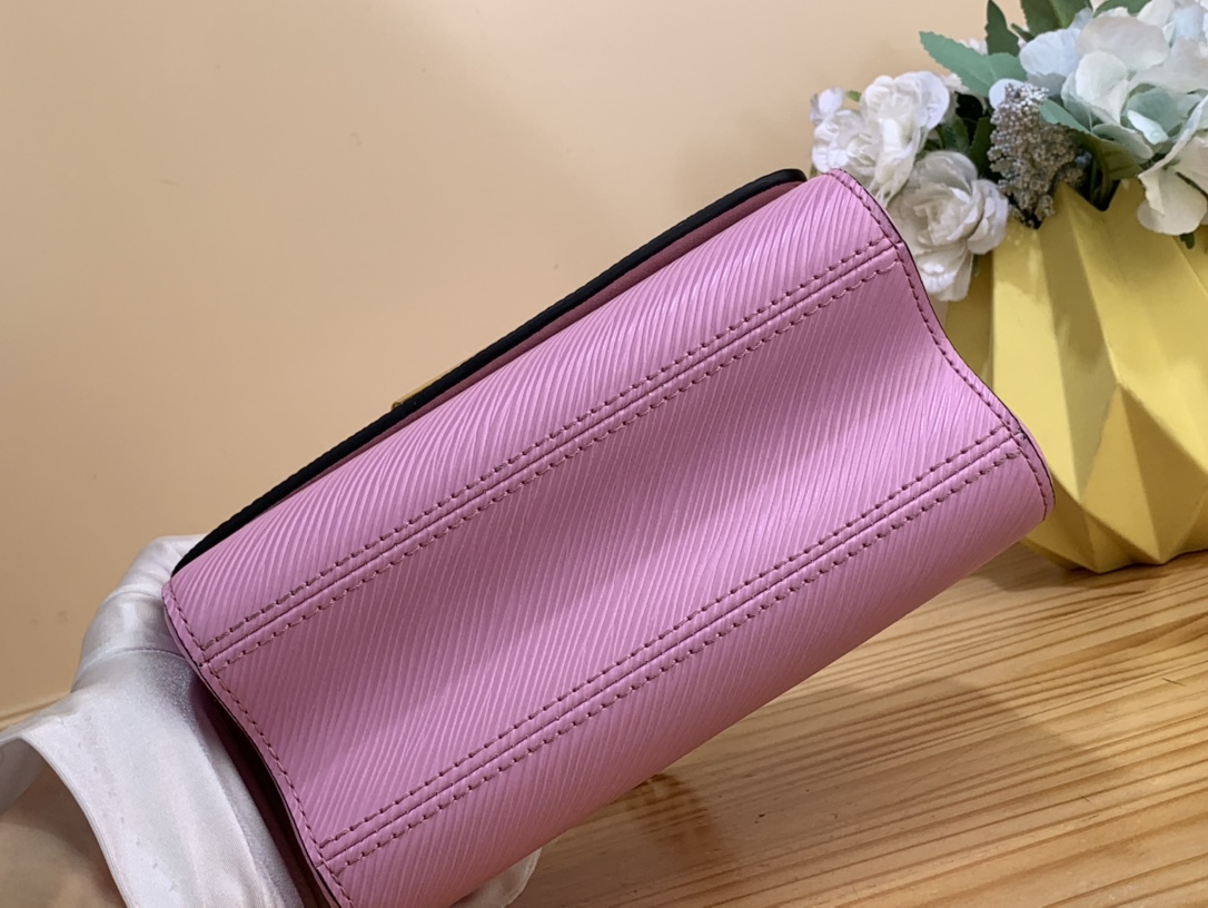 Bagsaaa L0vis Vvtt0n Twist PM Bag Pink Epi grained with charm gold strap - 19 x 15 x 9cm