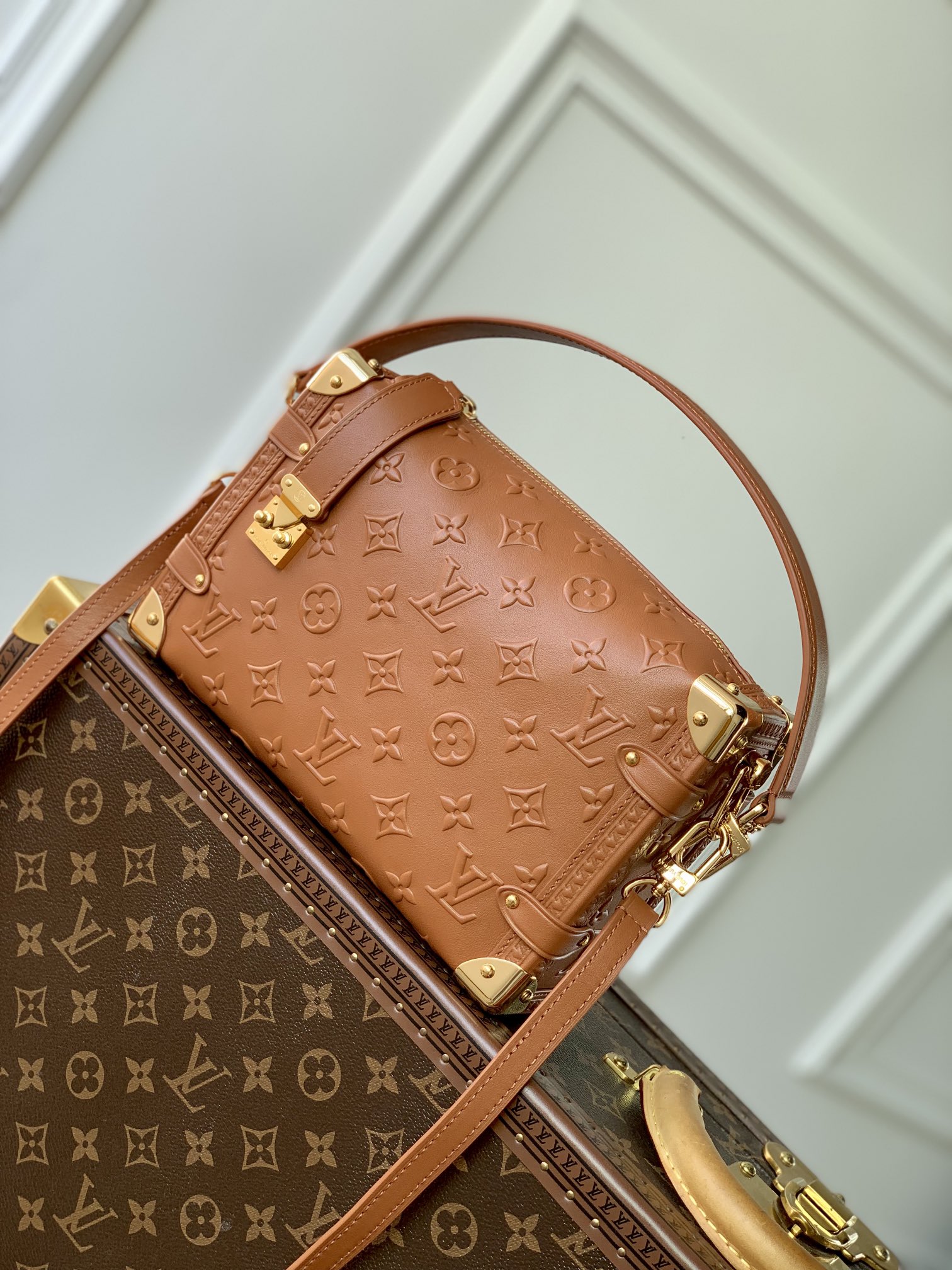 Bagsaaa L0vis Vvtt0n Side Trunk H27 Tan Brown - 21 x 14 x 6 cm