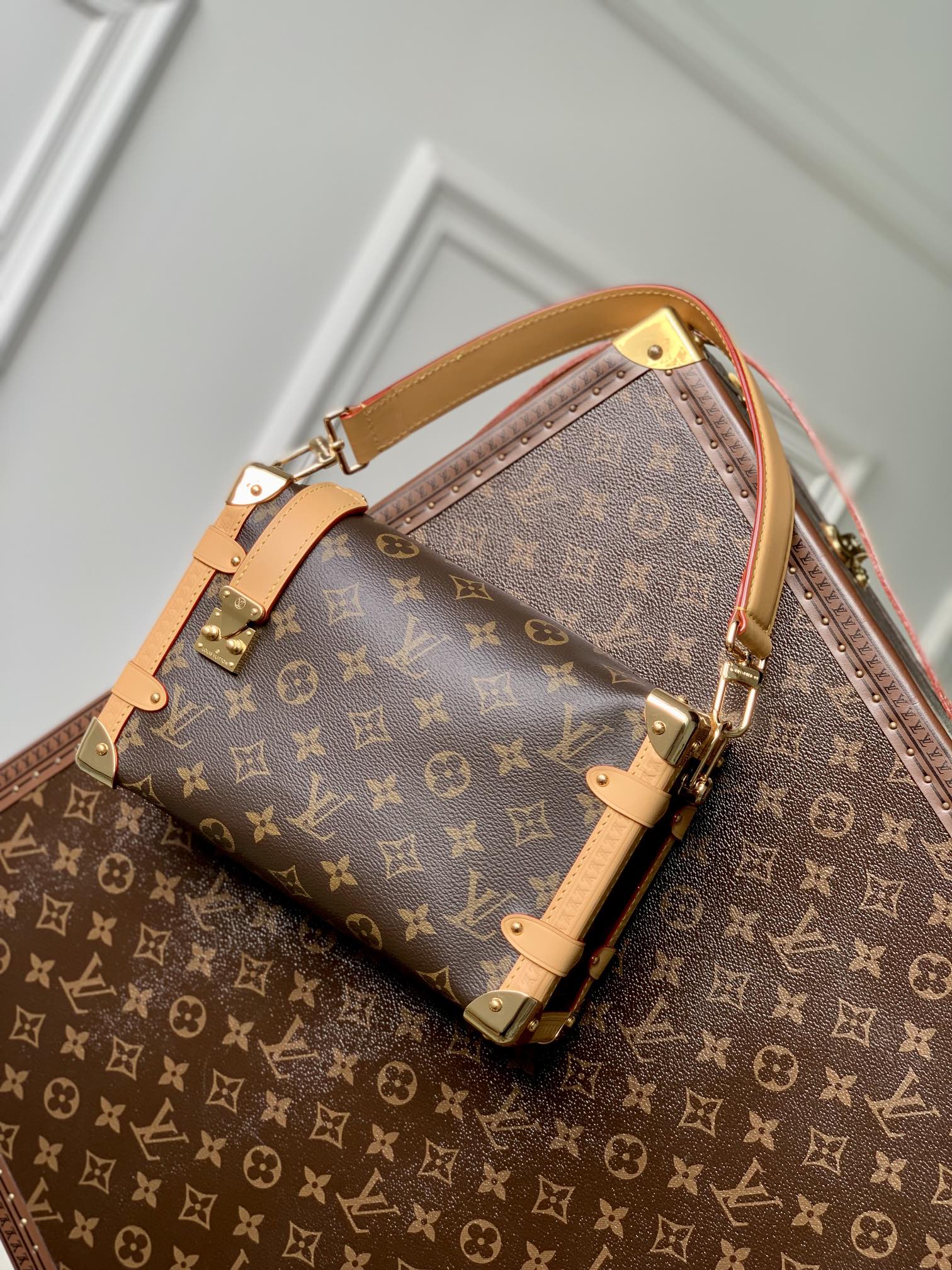 Bagsaaa L0vis Vvtt0n Side Trunk MM Monogram Canvas M46358 - 23.5 x 16 x 8.5 cm