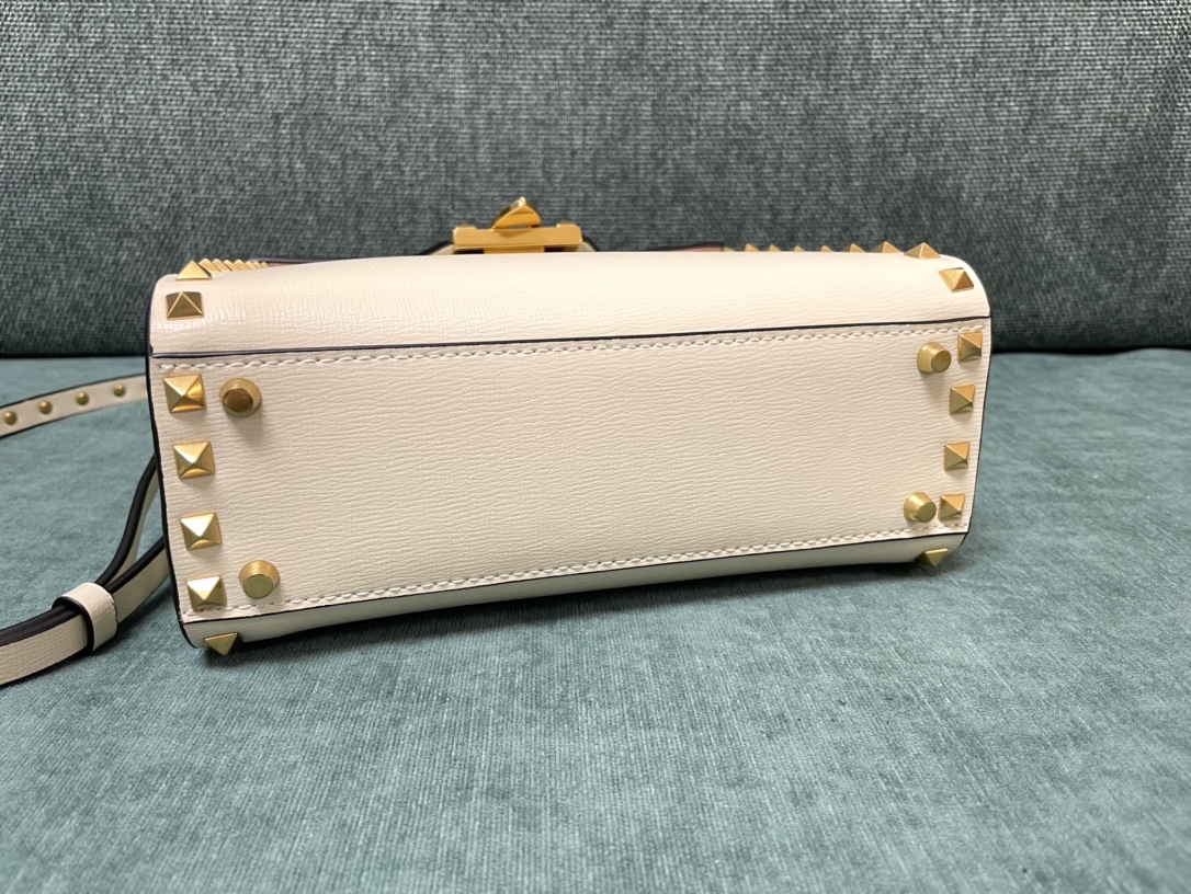 Bagsaaa Va1e*ntin0 Garavani Rockstud Alcove Cream Bag - 22*17*9cm