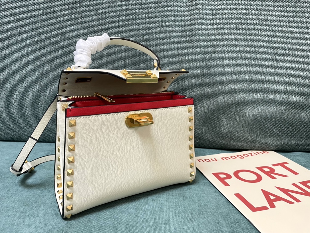 Bagsaaa Va1e*ntin0 Garavani Rockstud Alcove Cream Bag - 22*17*9cm