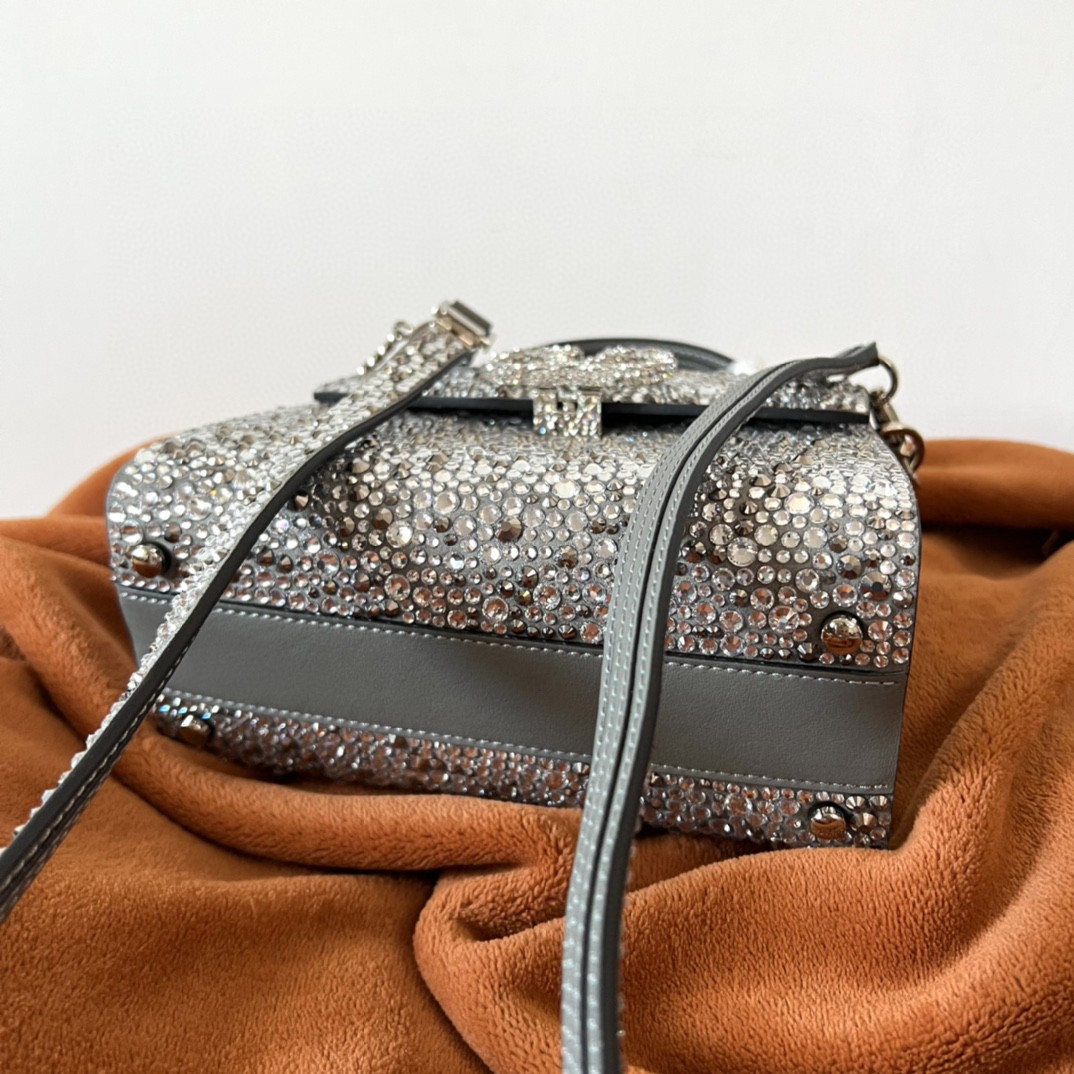 Bagsaaa Va1e*ntin0 Vsling Mini Handbag With Sparkling Embroidery Pearl Grey - W19xH13xD9 cm