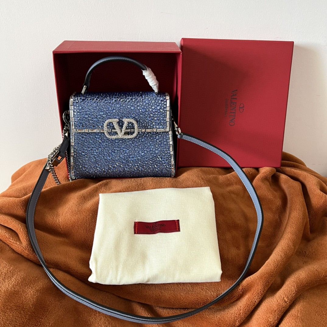 Bagsaaa Va1e*ntin0 Vsling Mini Handbag With Sparkling Embroidery Blue - W19xH13xD9 cm
