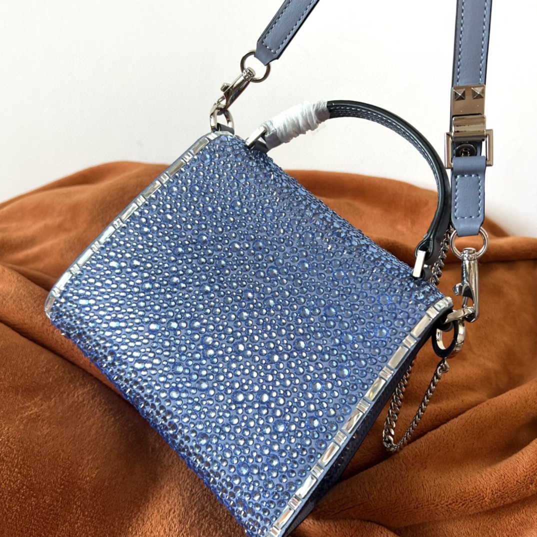 Bagsaaa Va1e*ntin0 Vsling Mini Handbag With Sparkling Embroidery Blue - W19xH13xD9 cm