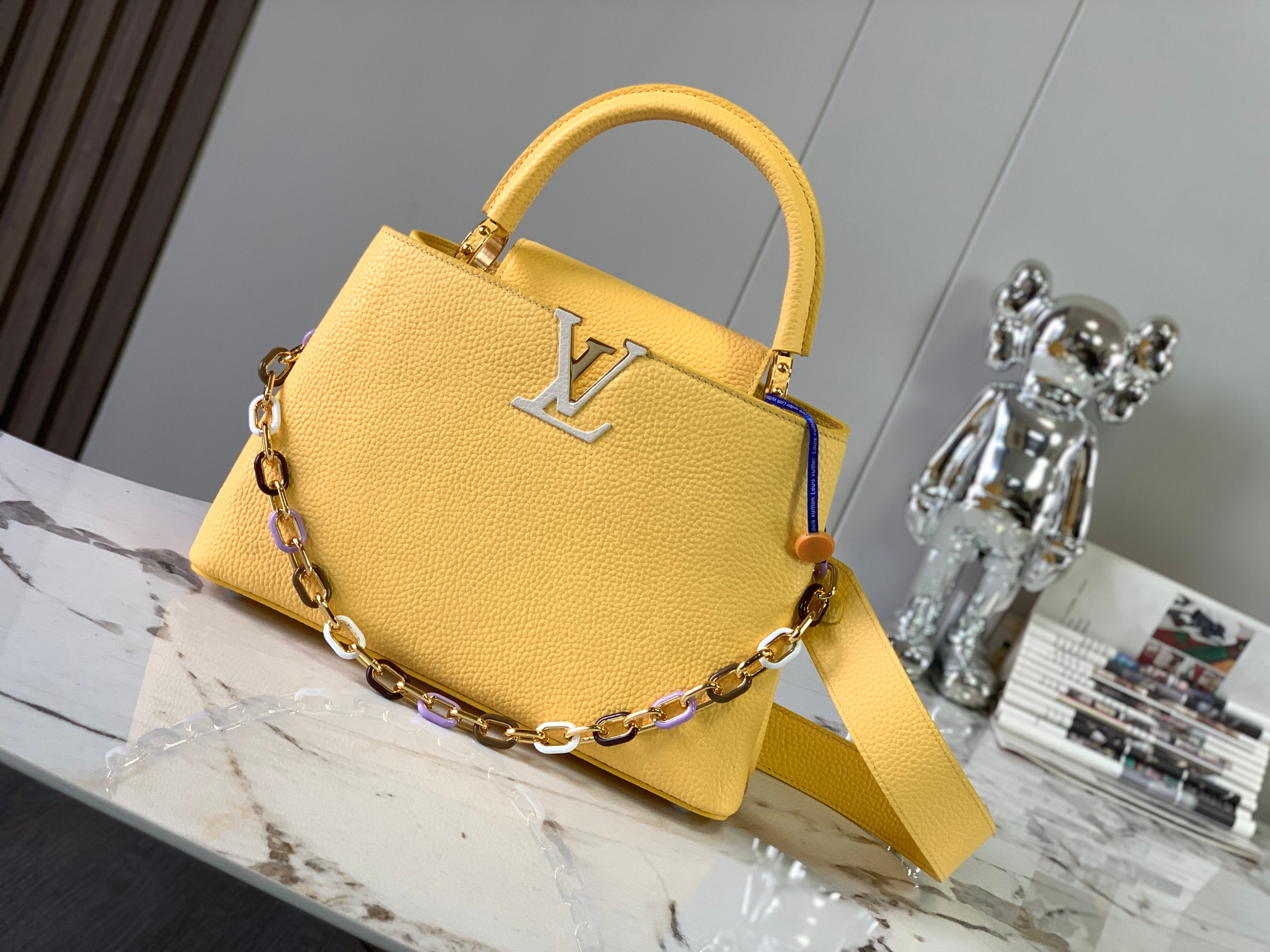 Bagsaaa L0vis Vvtt0n Capucines MM Bag Yellow Taurillon leather With Chain Strap - 31.5 x 20 x 11 cm