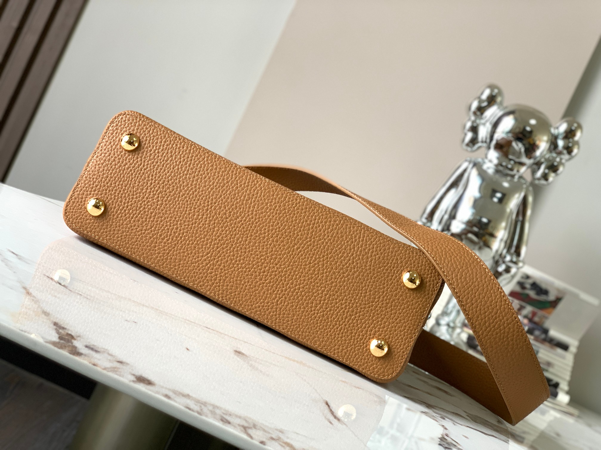 Bagsaaa L0vis Vvtt0n Capucines MM Bag Brown Taurillon leather With Chain Strap - 31.5 x 20 x 11 cm