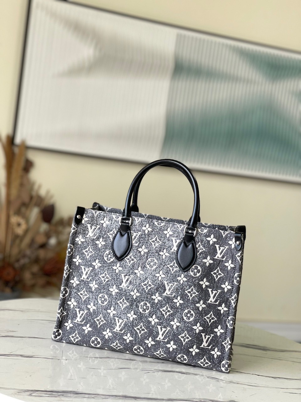Bagsaaa L0vis Vvtt0n Onthego MM Denim Black - 35 x 27 x 14 cm