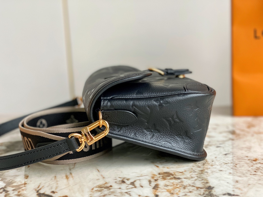 Bagsaaa L0vis Vvtt0n Diane Black Bag - 23 x 16 x 8.5 cm