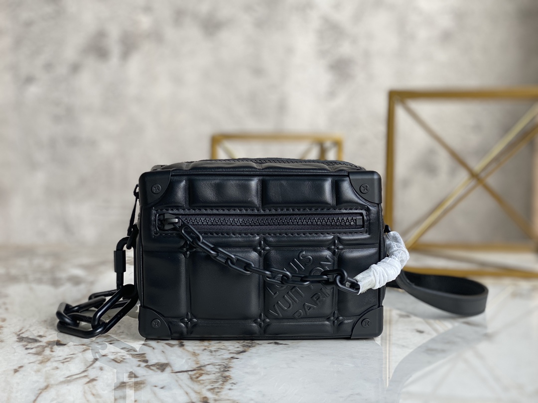 Bagsaaa L0vis Vvtt0n Mini Soft Trunk - 18.5 x 13 x 8 cm