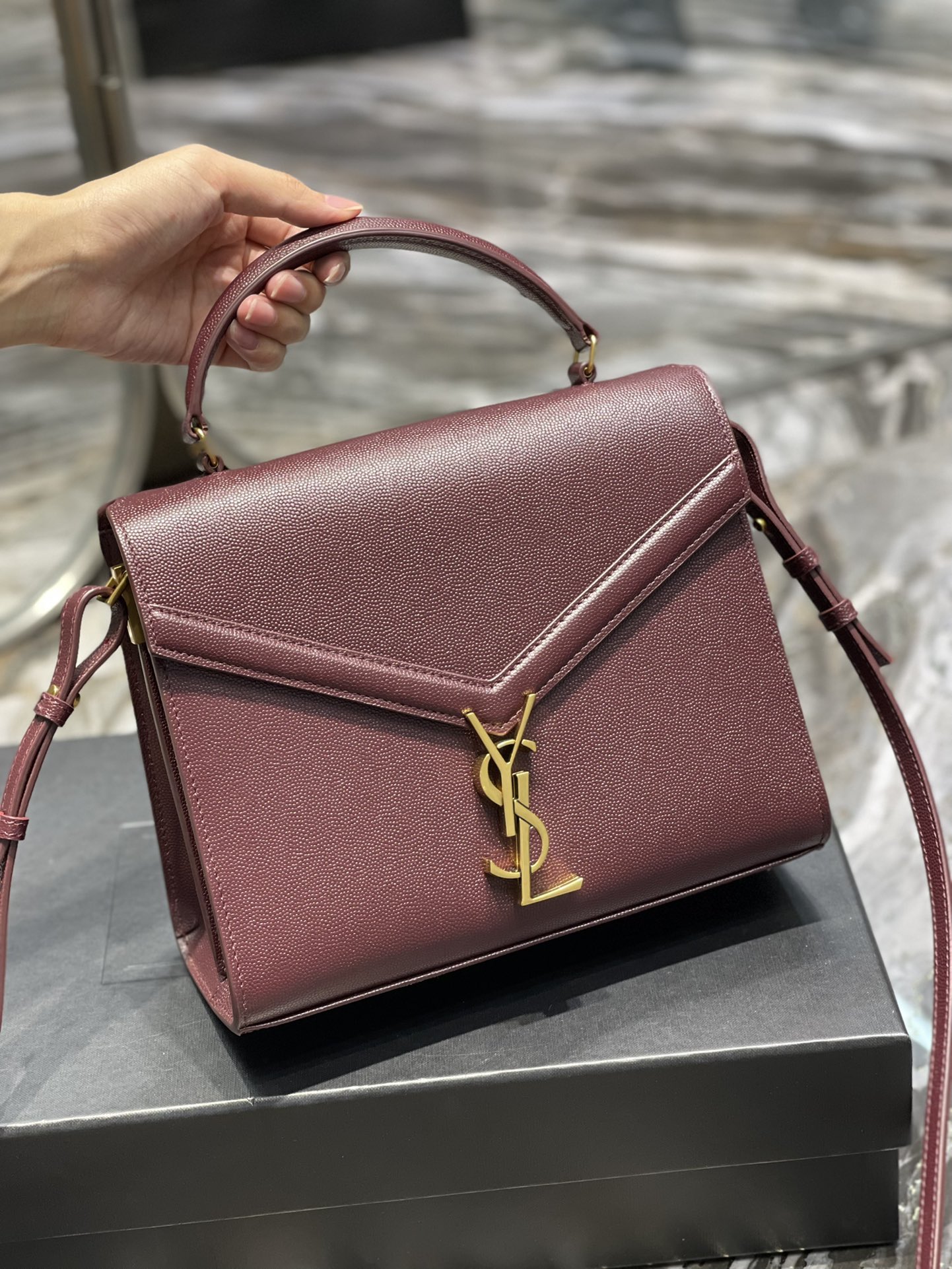 Bagsaaa Y51 Cassandra Grained Leather Burgundy Medium Bag - 20×16×7.5cm