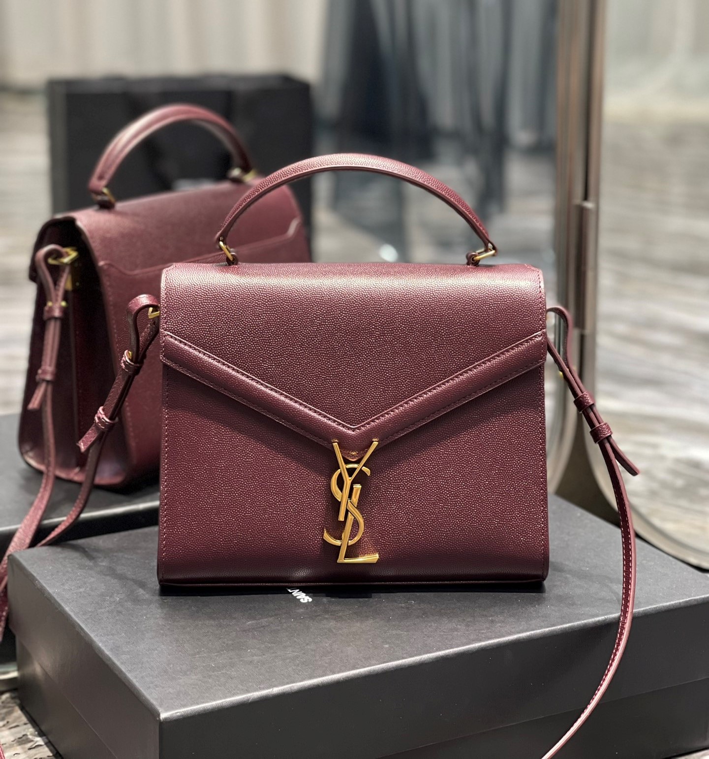 Bagsaaa Y51 Cassandra Grained Leather Burgundy Medium Bag - 20×16×7.5cm