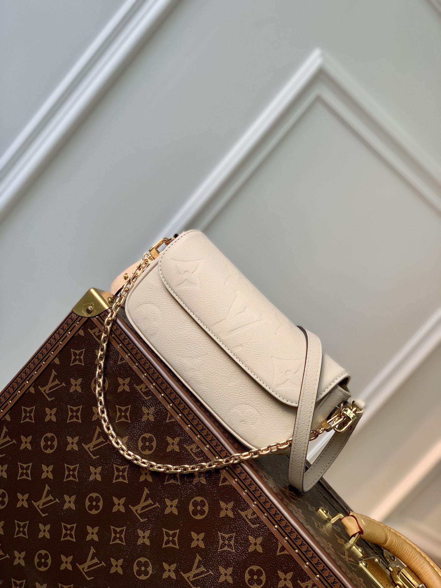 Bagsaaa L0vis Vvtt0n Wallet on Chain Ivy Cream M82210 - 23.5 x 12.0 x 4.3cm