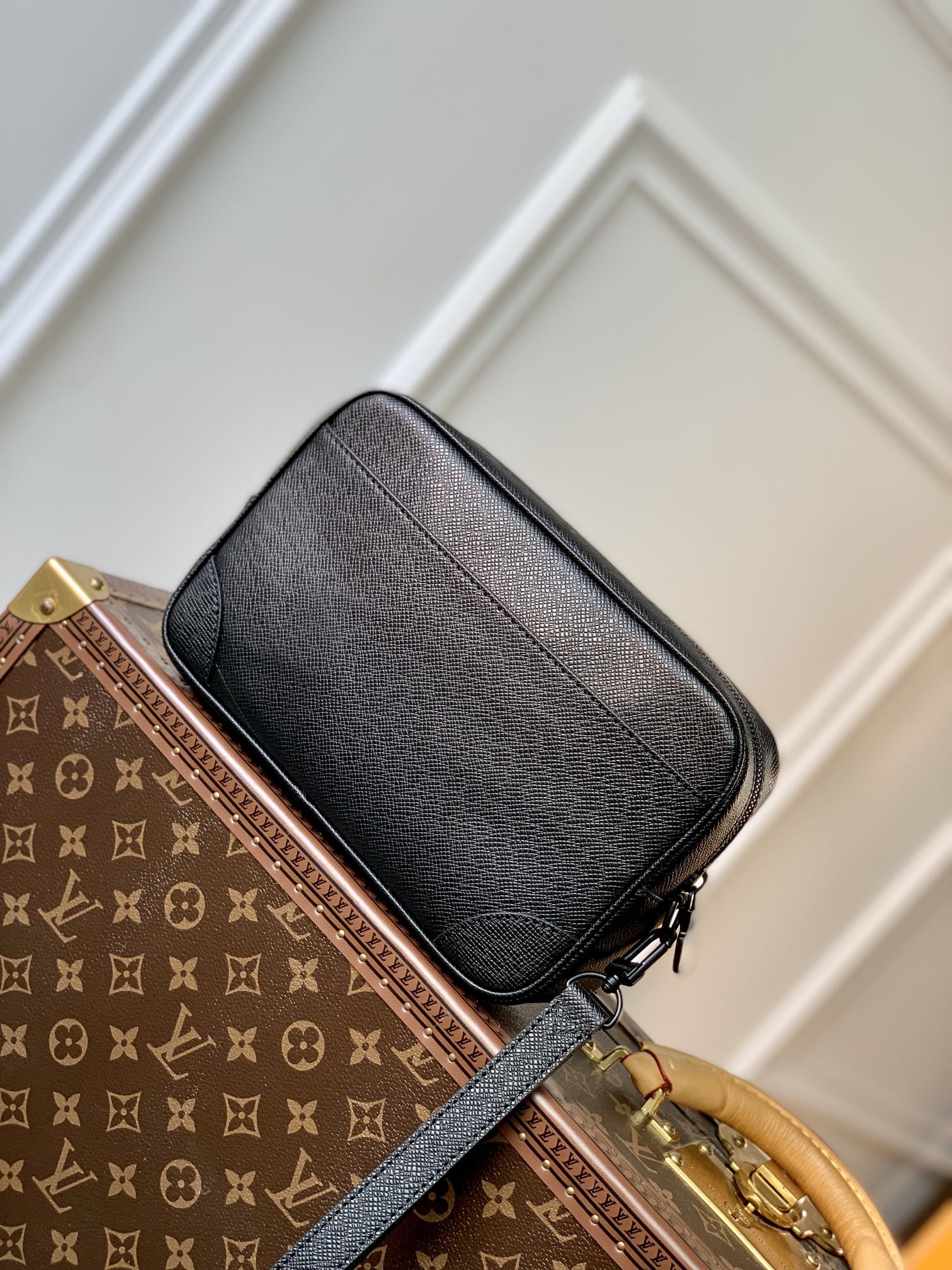 Bagsaaa L0vis Vvtt0n Pochette Kasai All Black - 25 x 15.5 x 6.5 cm