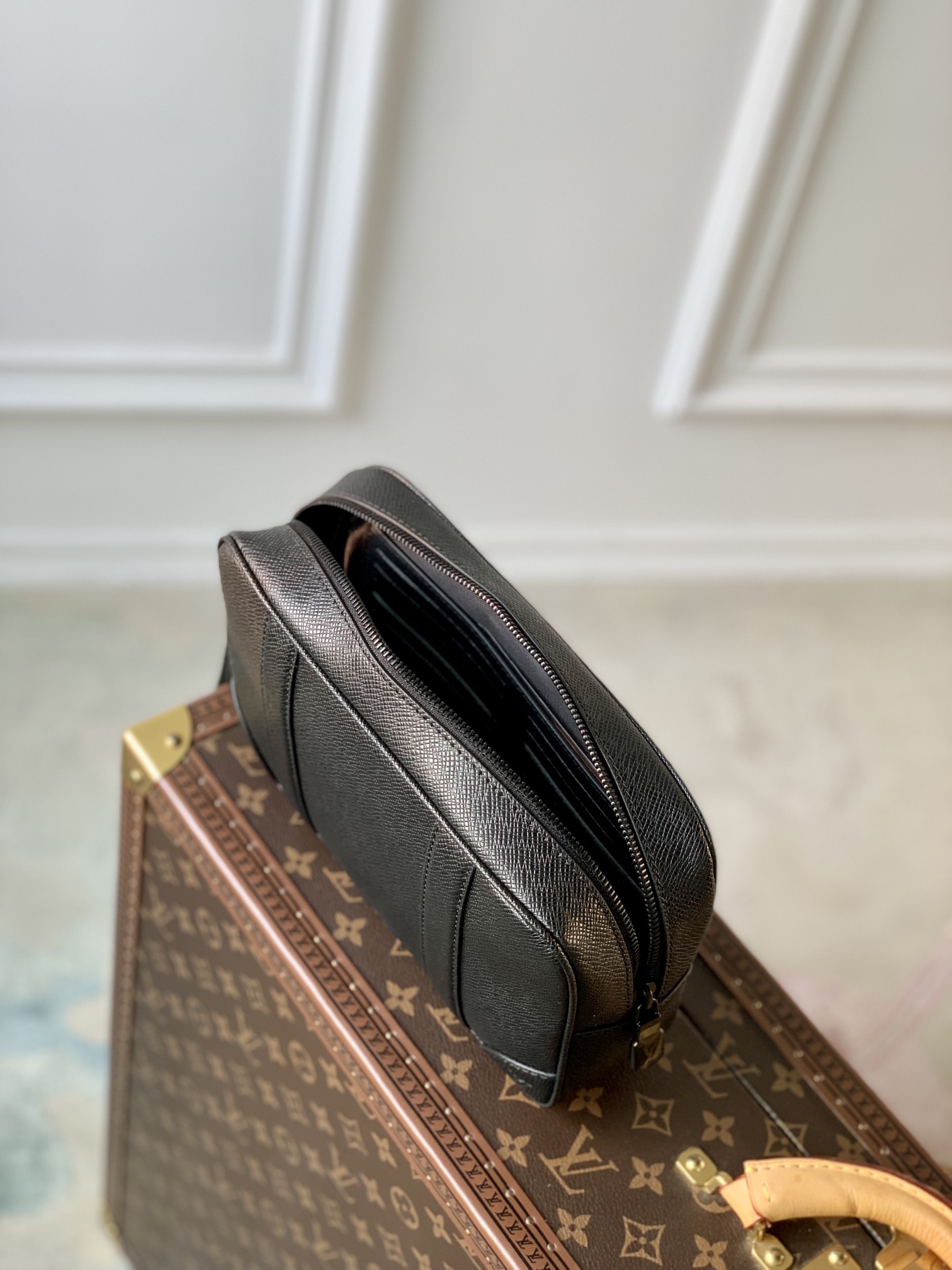 Bagsaaa L0vis Vvtt0n Pochette Kasai All Black - 25 x 15.5 x 6.5 cm