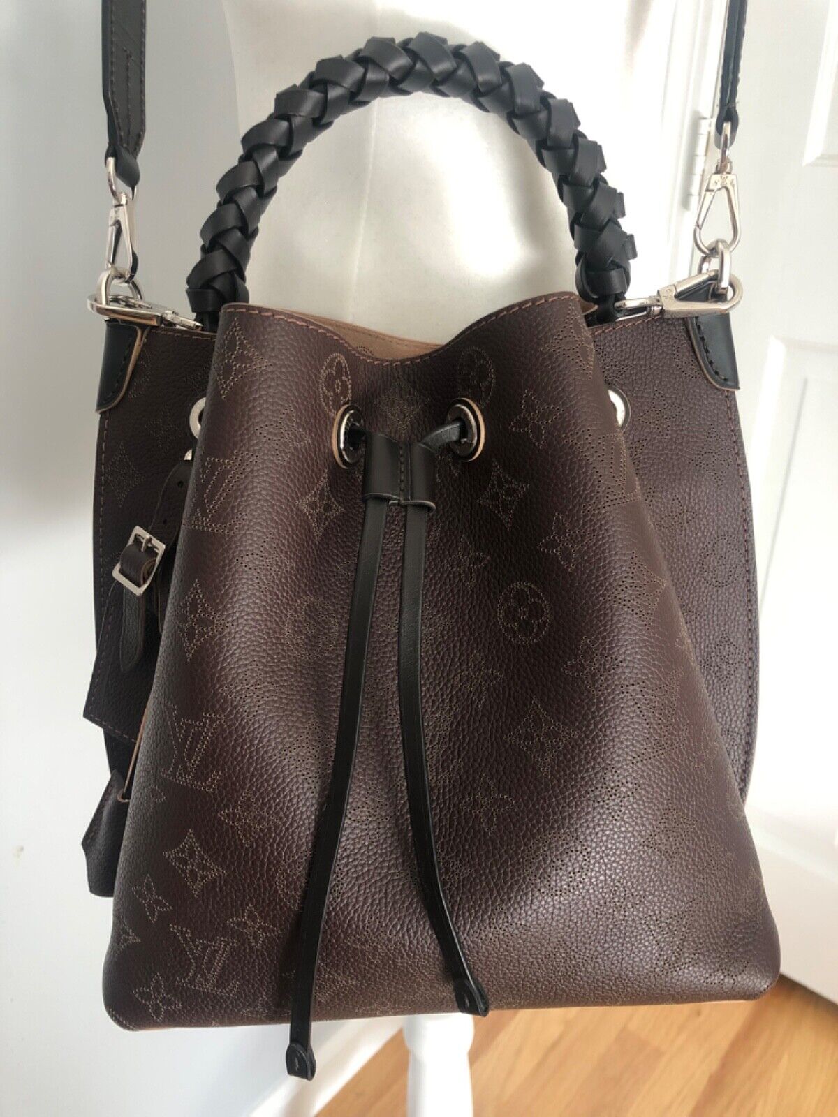 Bagsaaa L0vis Vvtt0n Muria Mahina Neonoe Brown Chocolate - 25 x 25 x 20 cm