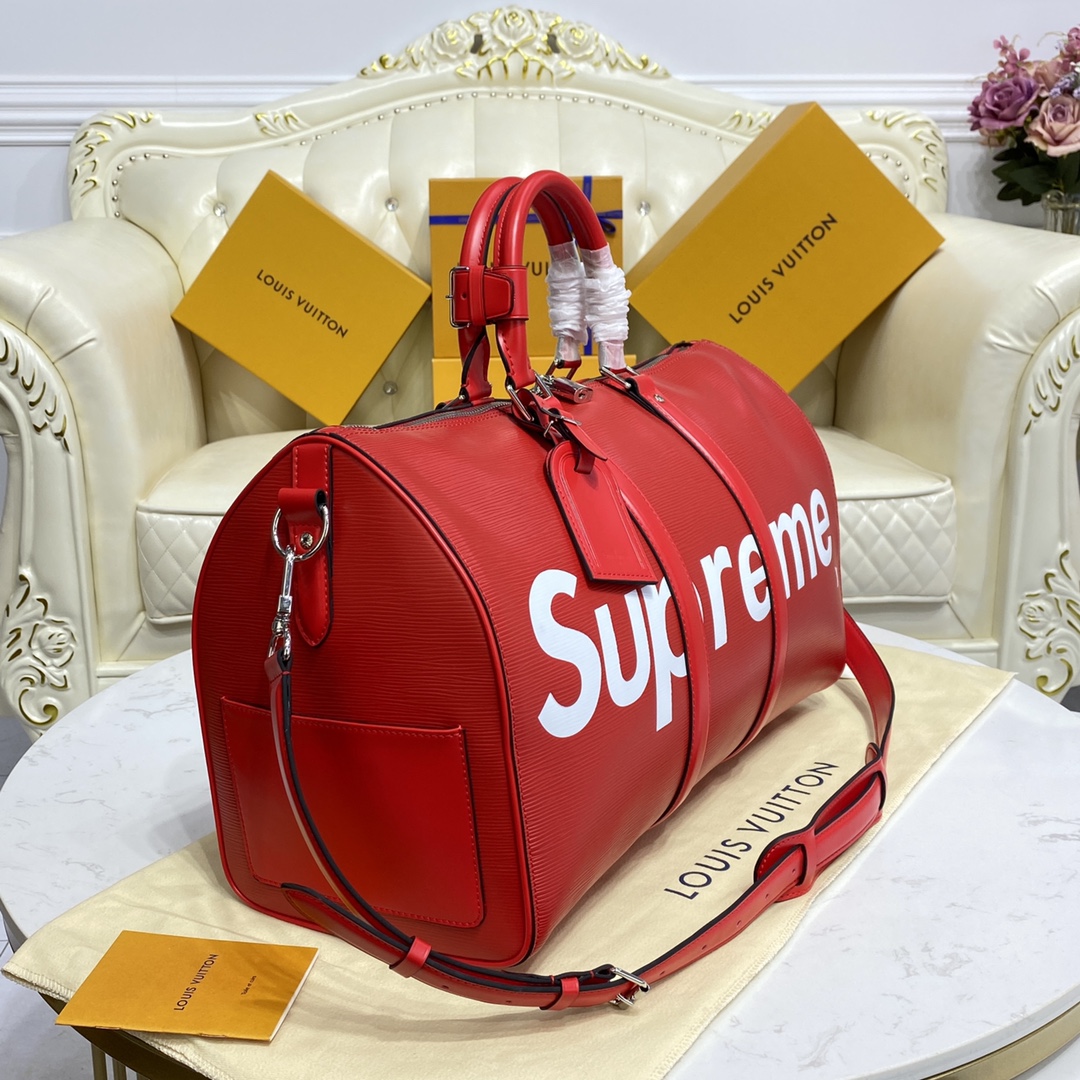 Bagsaaa L0vis Vvtt0n x Svp*me Keepall Bandouliere Red - 45*20*26cm
