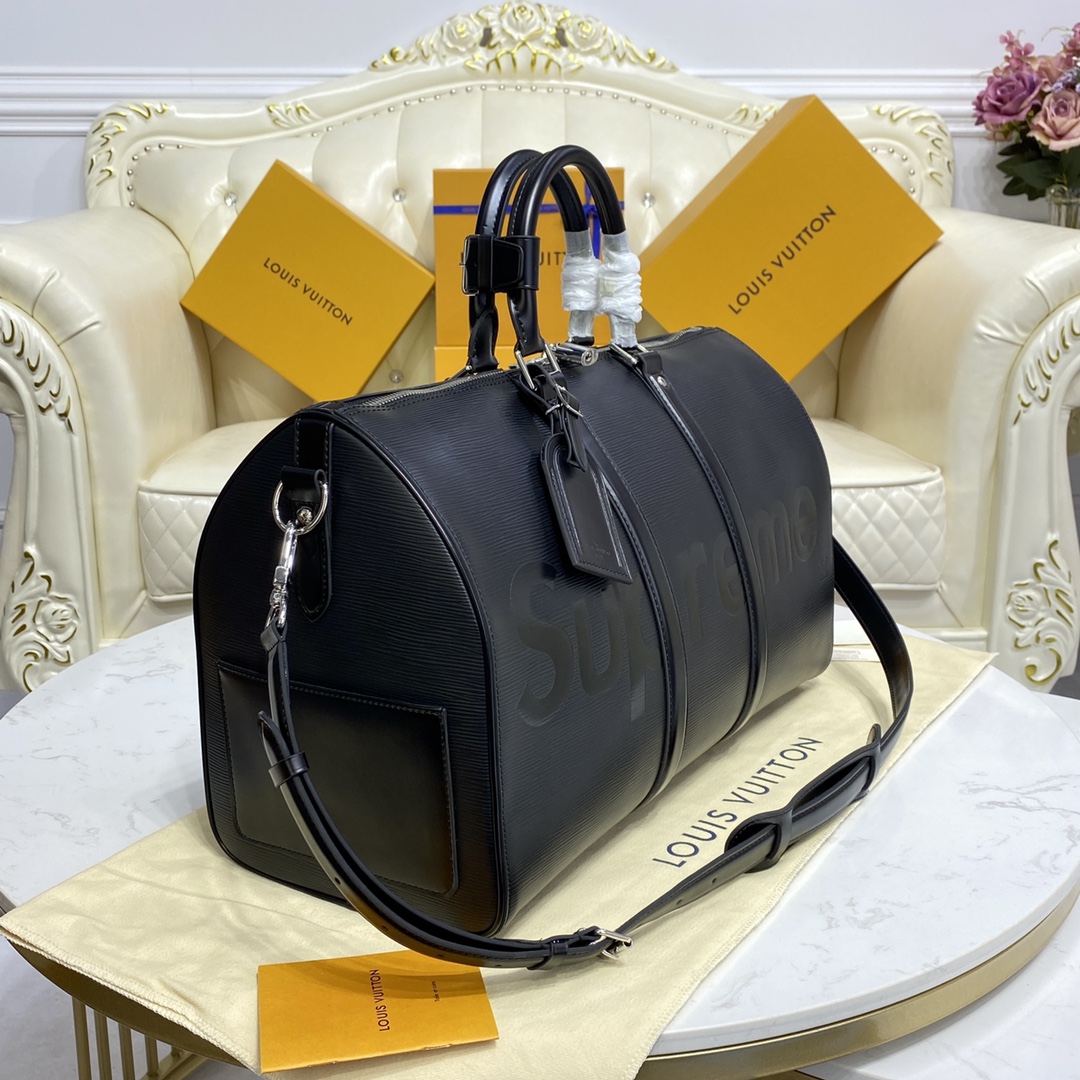 Bagsaaa L0vis Vvtt0n x Svp*me Keepall Bandouliere Black - 45*20*26cm