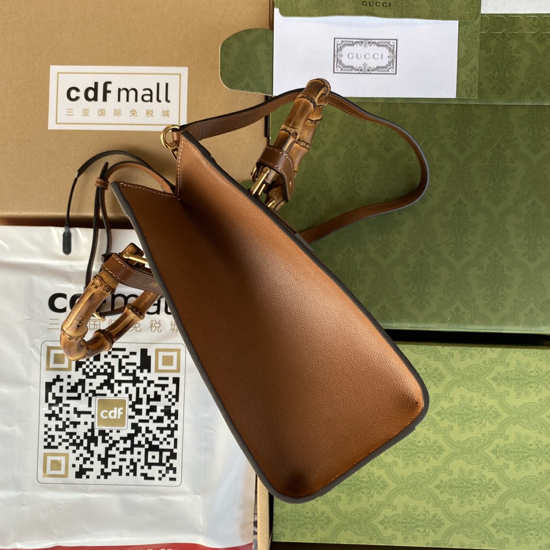 Bagsaaa Gvc*1 Diana Small Tote Brown Leather - W27cm x H24cm x D11cm