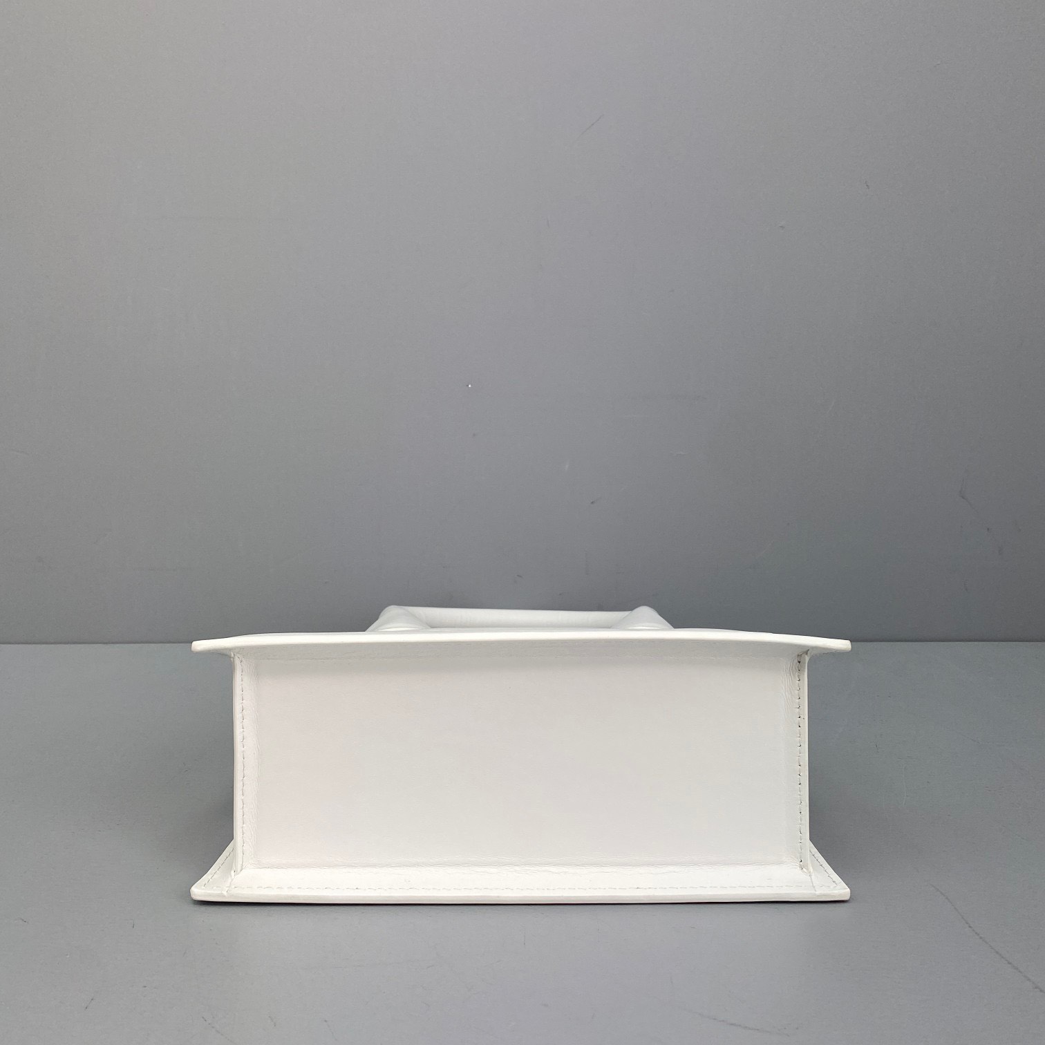 Bagsaaa Jacquemus Le Grand Chiquito White Leather - 22x18cm