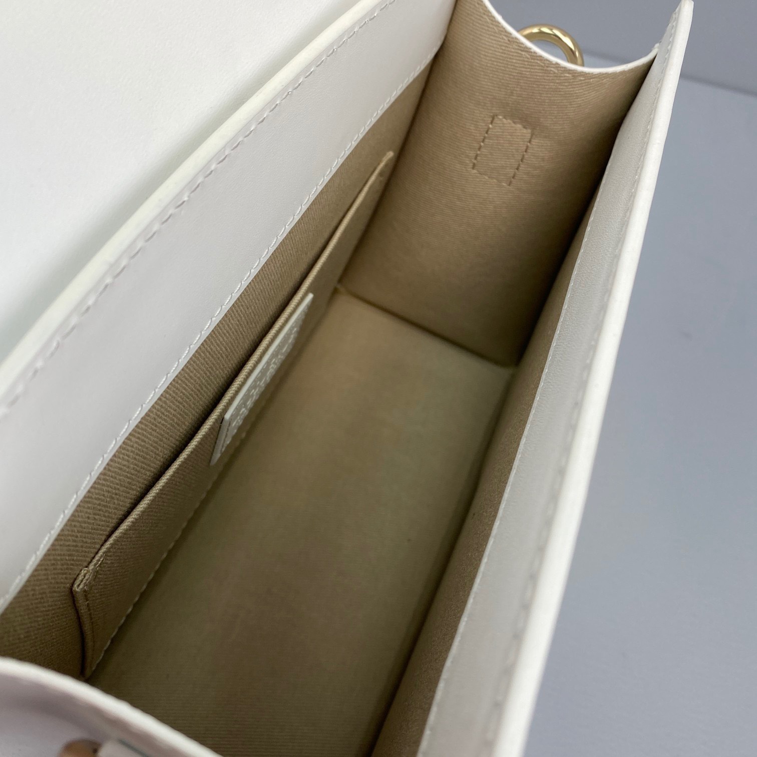 Bagsaaa Jacquemus Le Grand Chiquito White Leather - 22x18cm