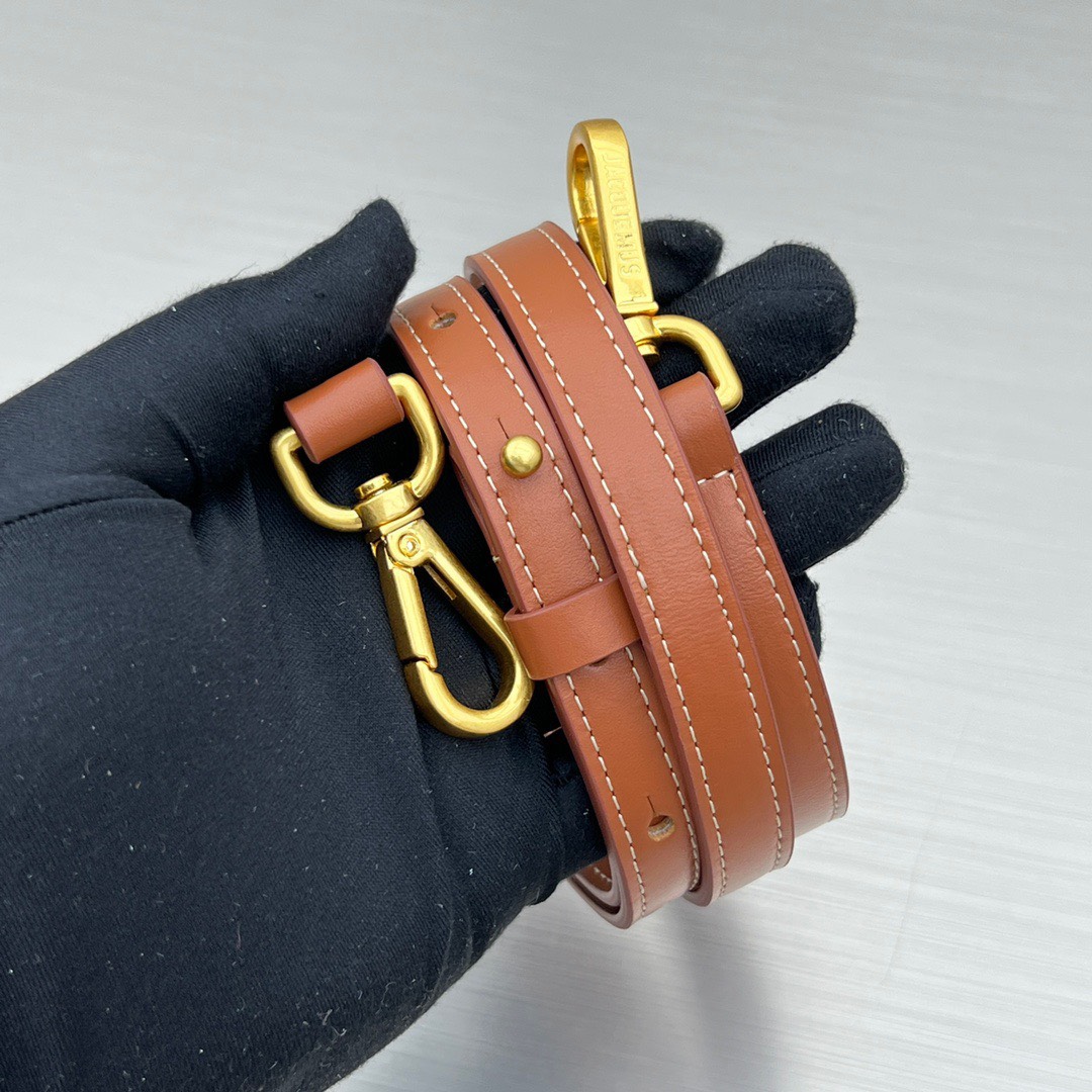 Bagsaaa Jacquemus Le Grand Chiquito Brown Leather - 22x18cm