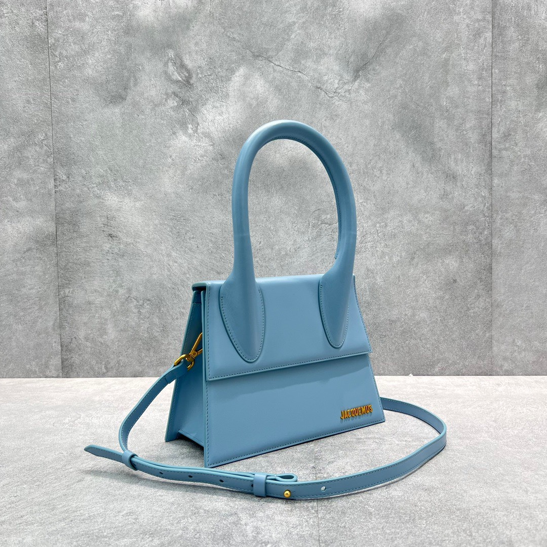 Bagsaaa Jacquemus Le Grand Chiquito Light Blue Leather - 22x18cm