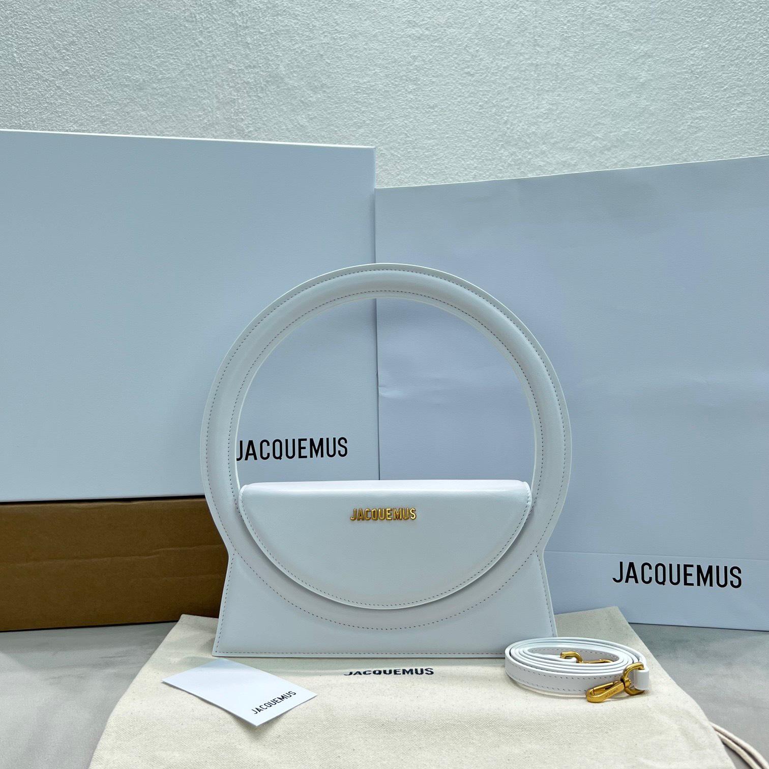 Bagsaaa Jacquemus Le Sac Rond Cirlce Bag White - 26 x 12.5 cm