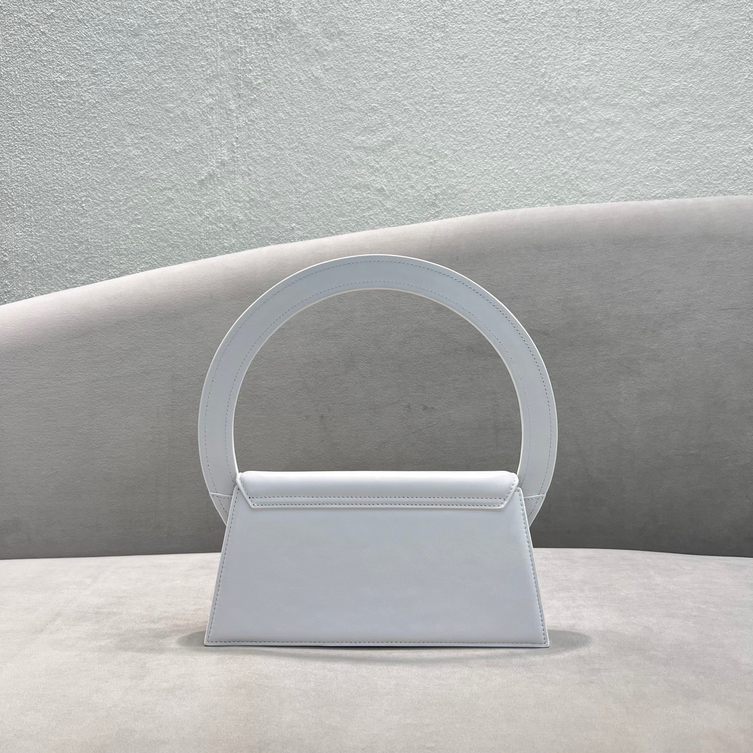 Bagsaaa Jacquemus Le Sac Rond Cirlce Bag White - 26 x 12.5 cm