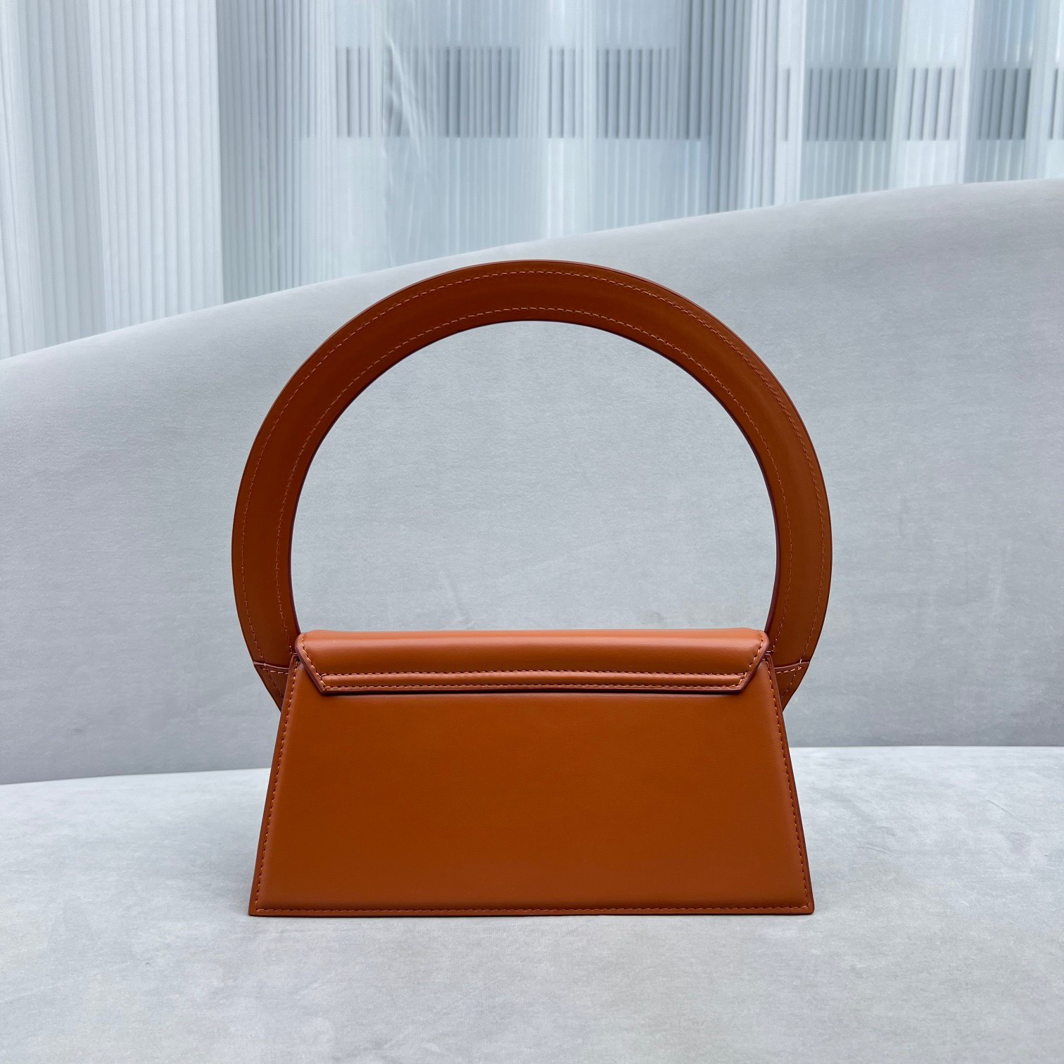Bagsaaa Jacquemus Le Sac Rond Cirlce Bag Brown - 26 x 12.5 cm