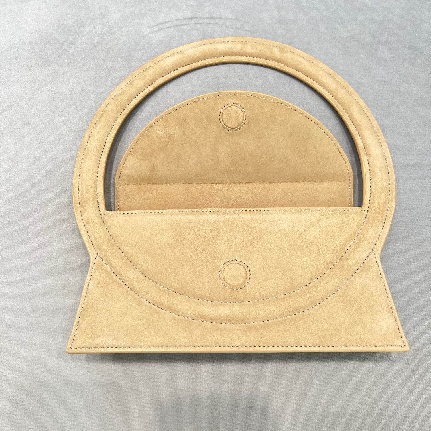 Bagsaaa Jacquemus Le Sac Rond Cirlce Velvet Beige Bag - 26 x 12.5 cm