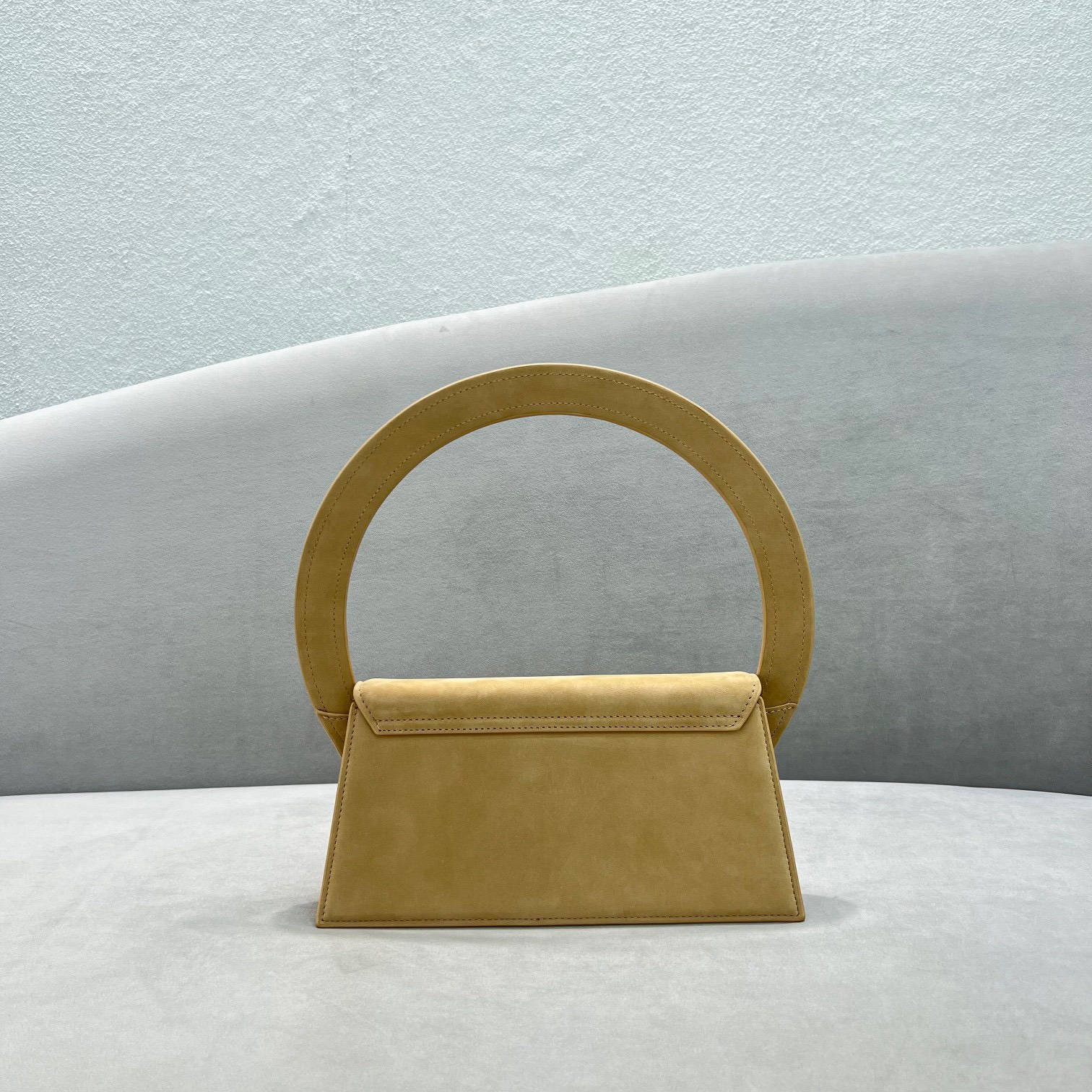 Bagsaaa Jacquemus Le Sac Rond Cirlce Velvet Beige Bag - 26 x 12.5 cm