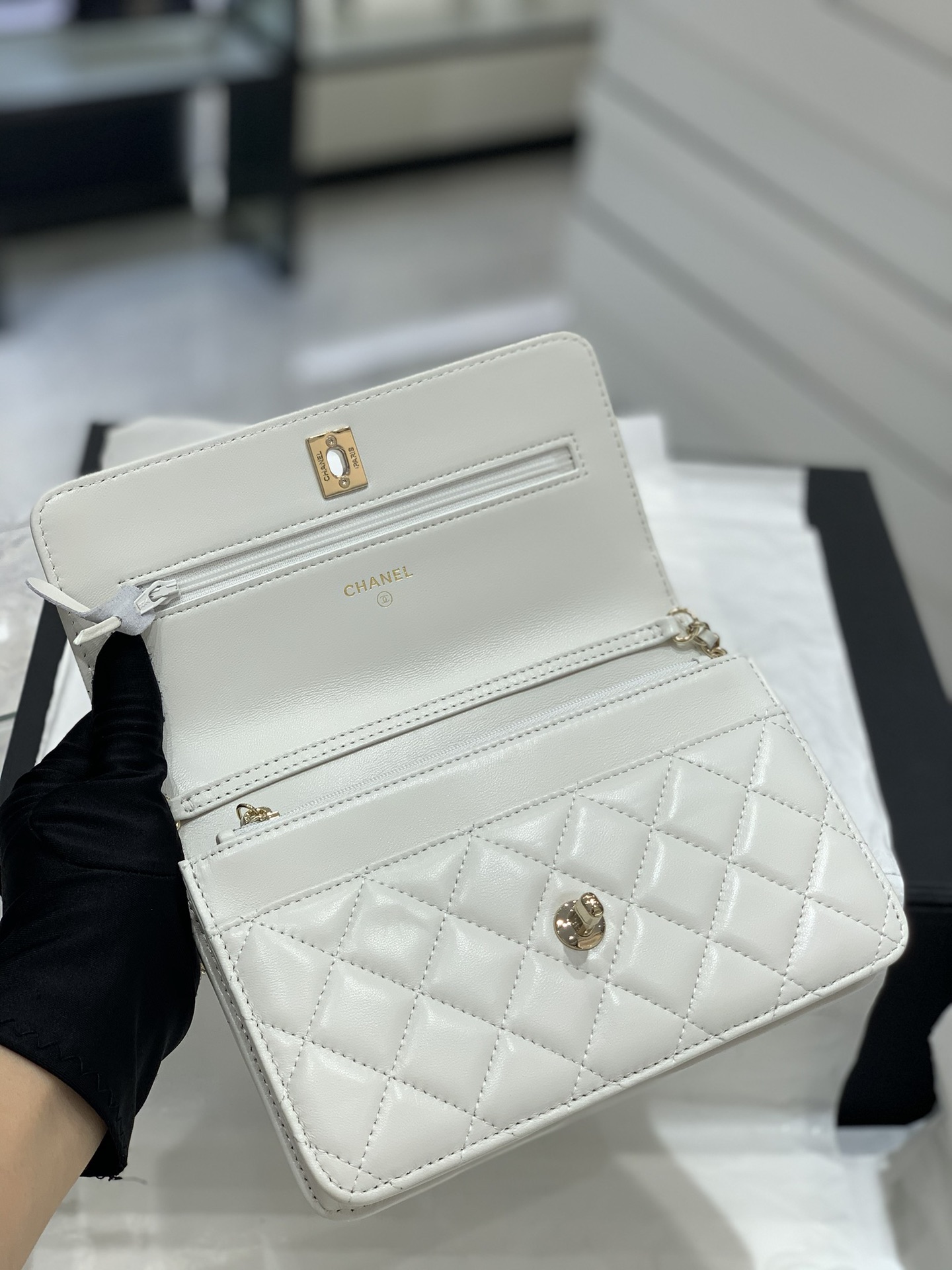 Bagsaaa Ch**el WOC Lambskin Leather With Ball Charm Strap White - 19-3.5-12cm