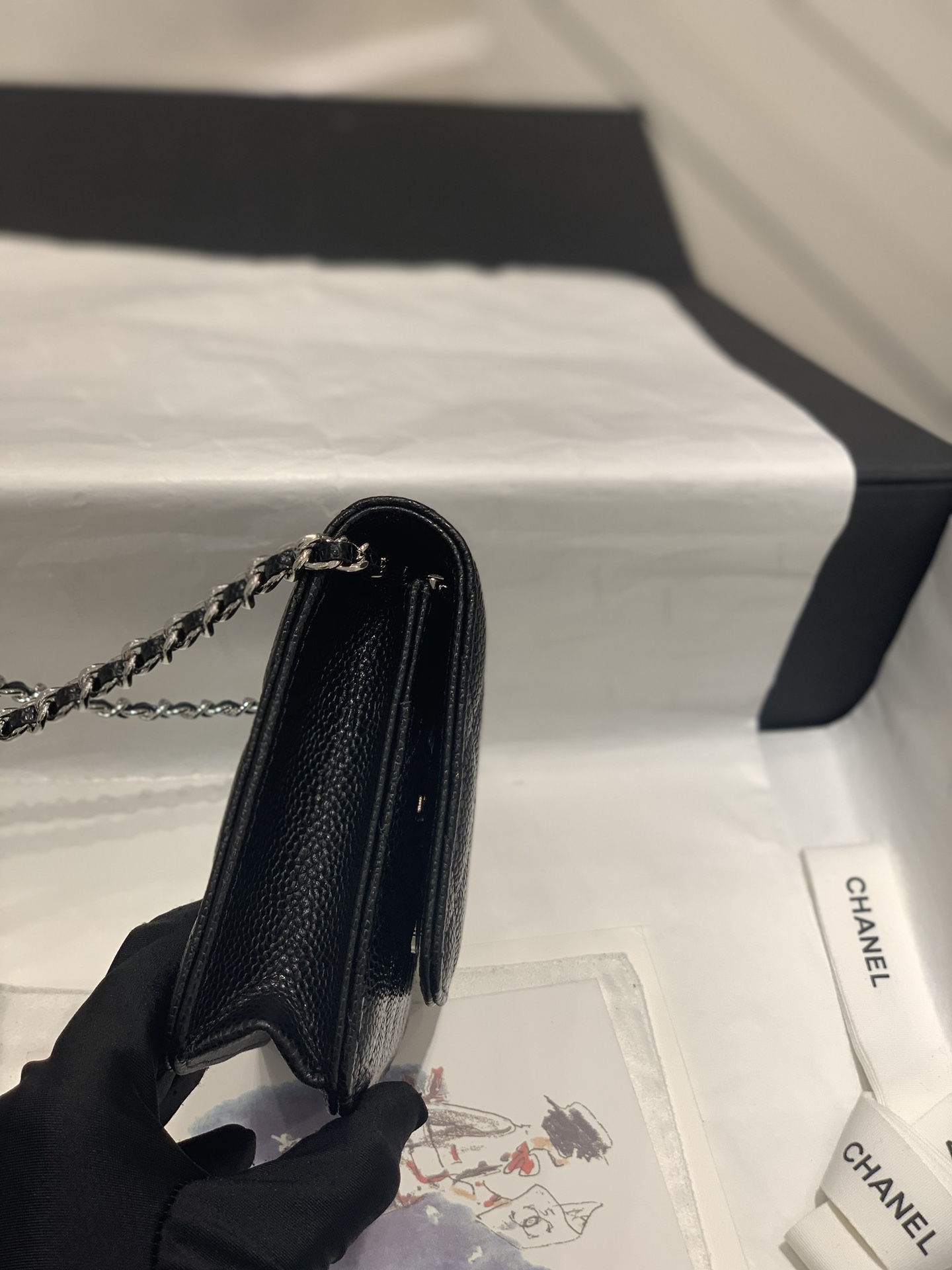 Bagsaaa Ch**el WOC Caviar Leather Black With Silver Hardware - 19-3.5-12cm