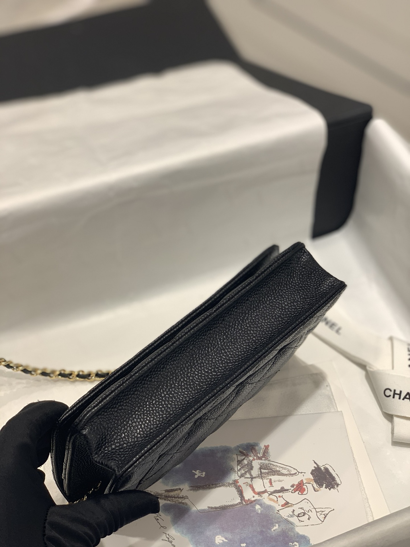 Bagsaaa Ch**el WOC Caviar Leather Black With Gold Hardware - 19-3.5-12cm