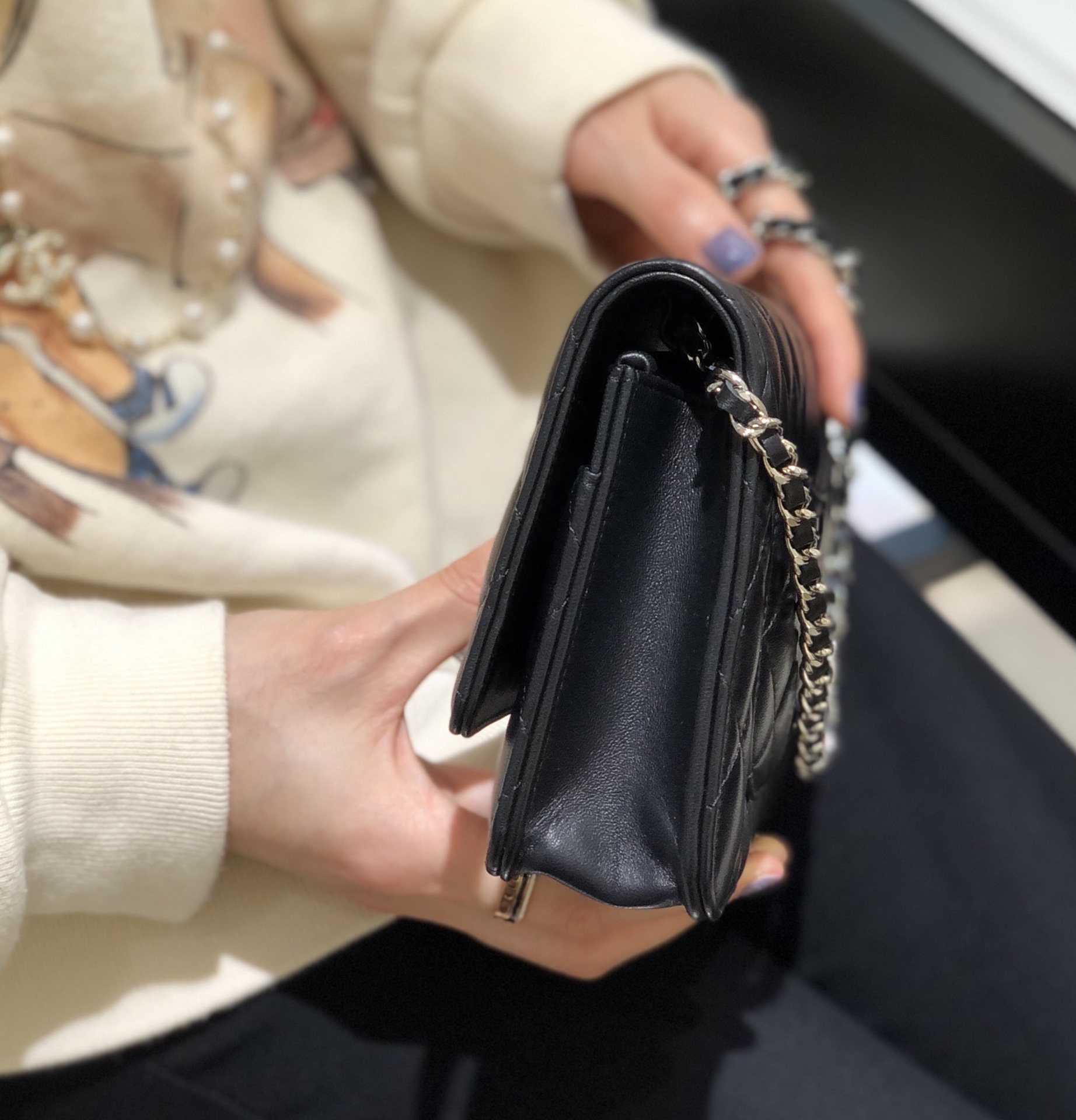 Bagsaaa Ch**el WOC Lambskin Leather Black With Silver Hardware - 19-3.5-12cm
