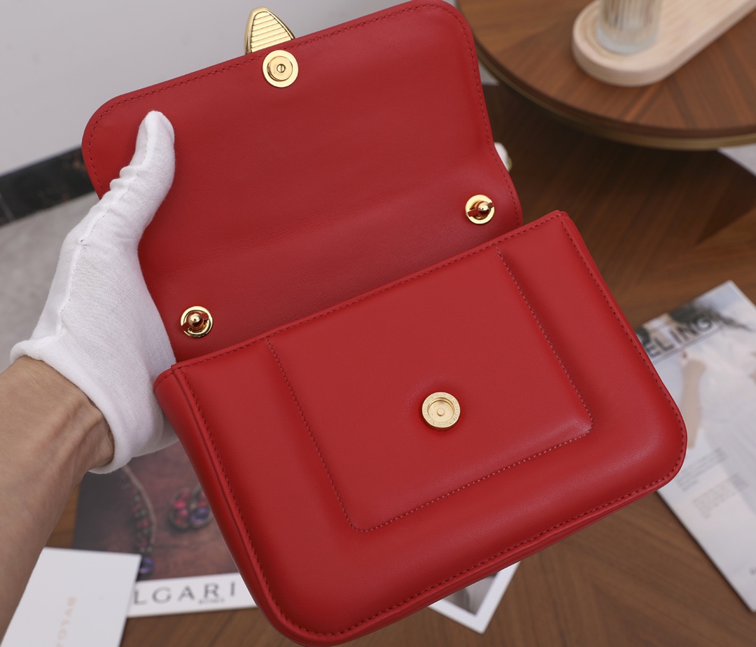 Bagsaaa Bv1g*ai x Mary Katrantzou Serpenti Red - 19.2 X 15 X 6cm