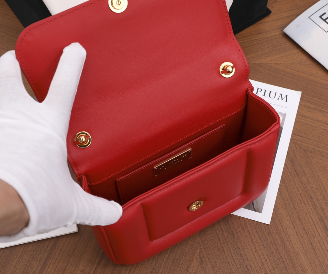 Bagsaaa Bv1g*ai x Mary Katrantzou Serpenti Red - 19.2 X 15 X 6cm