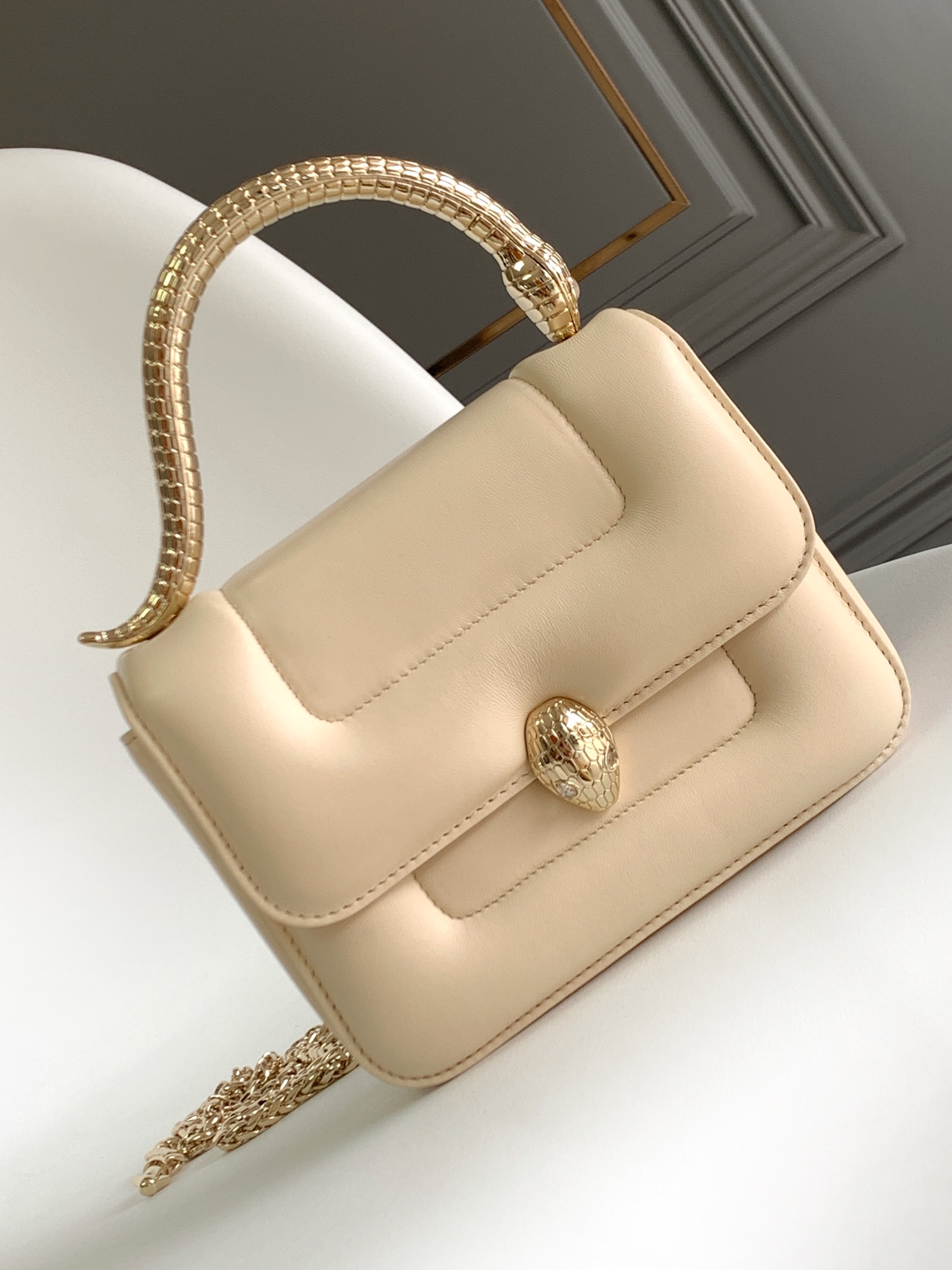 Bagsaaa Bv1g*ai x Mary Katrantzou Serpenti Off White - 19.2 X 15 X 6cm