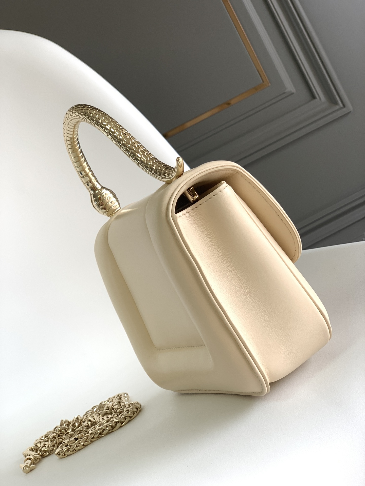 Bagsaaa Bv1g*ai x Mary Katrantzou Serpenti Off White - 19.2 X 15 X 6cm