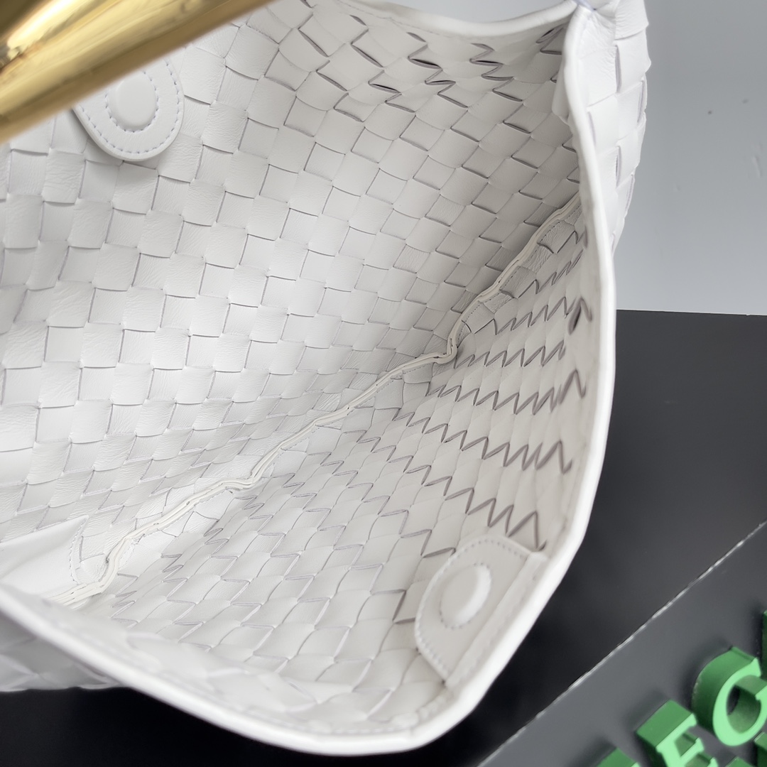 Bagsaaa B0tt*ga Ven*ta Sardine Top Handle White Bag - 36*3*24cm