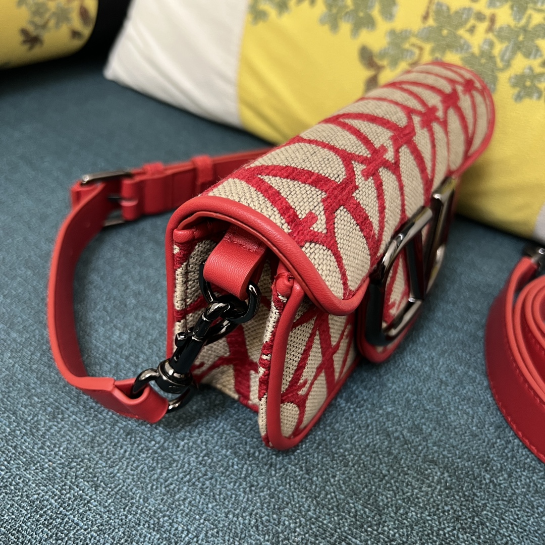 Bagsaaa Va1e*ntin0 Garavani Loco Toile Iconographe Red Crossbody bag - 20 x 11 x 5cm