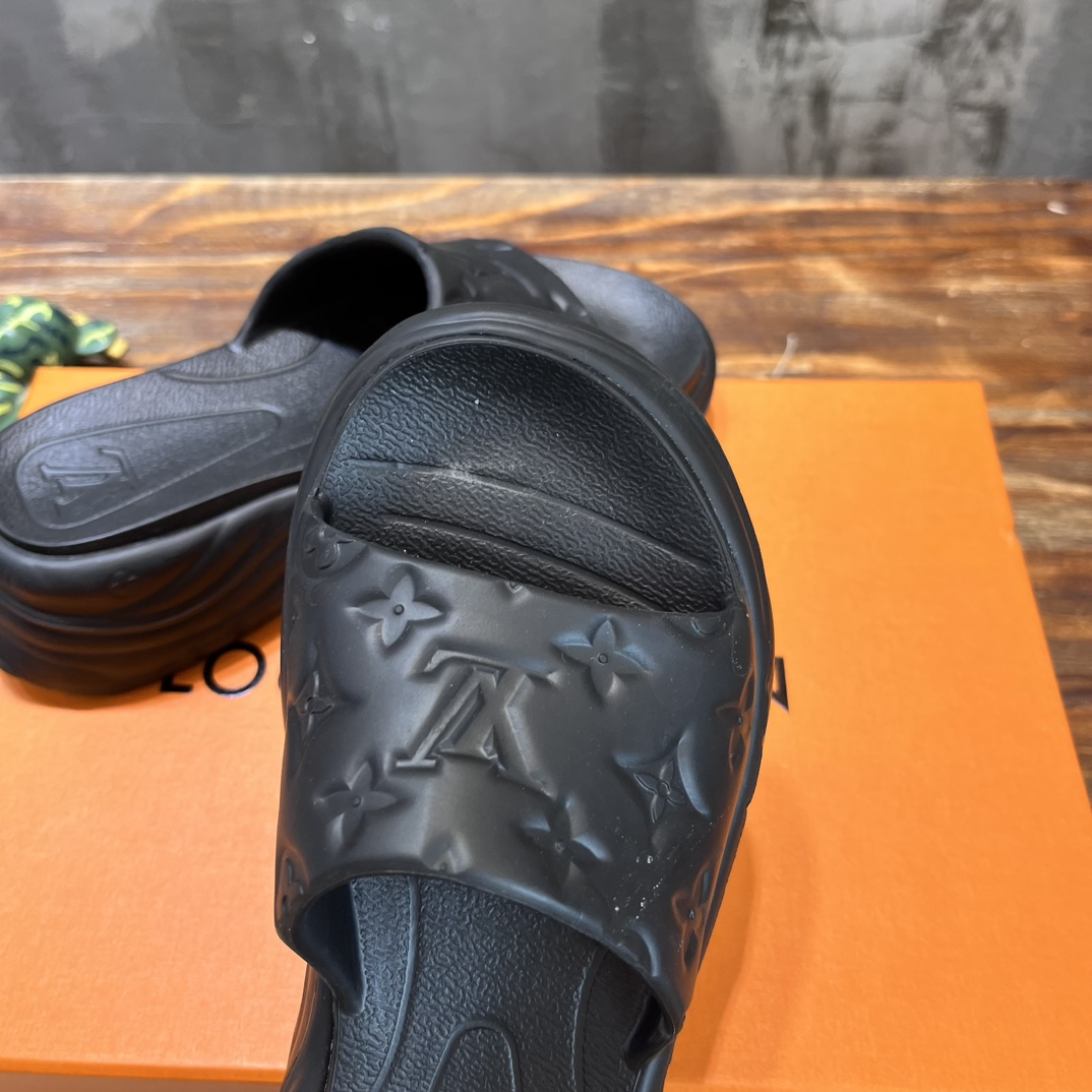 Bagsaaa L0vis Vvtt0n Pool 55 Flat Comfort Mule Black