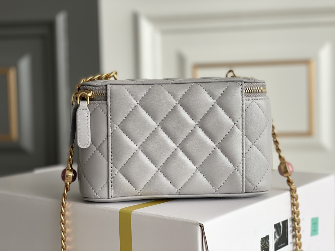 Bagsaaa Ch**el Vanity Grey Bag - 17x9.5x8cm