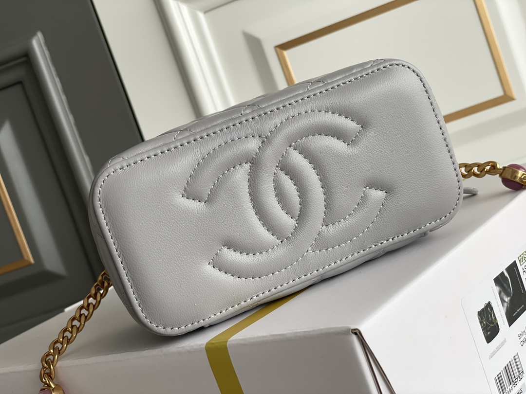 Bagsaaa Ch**el Vanity Grey Bag - 17x9.5x8cm
