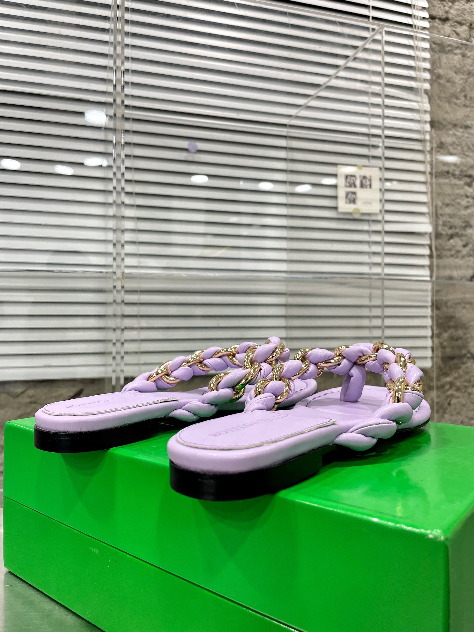 Bagsaaa B0tt*ga Ven*ta Rubber Lido In Cane Sugar Purple