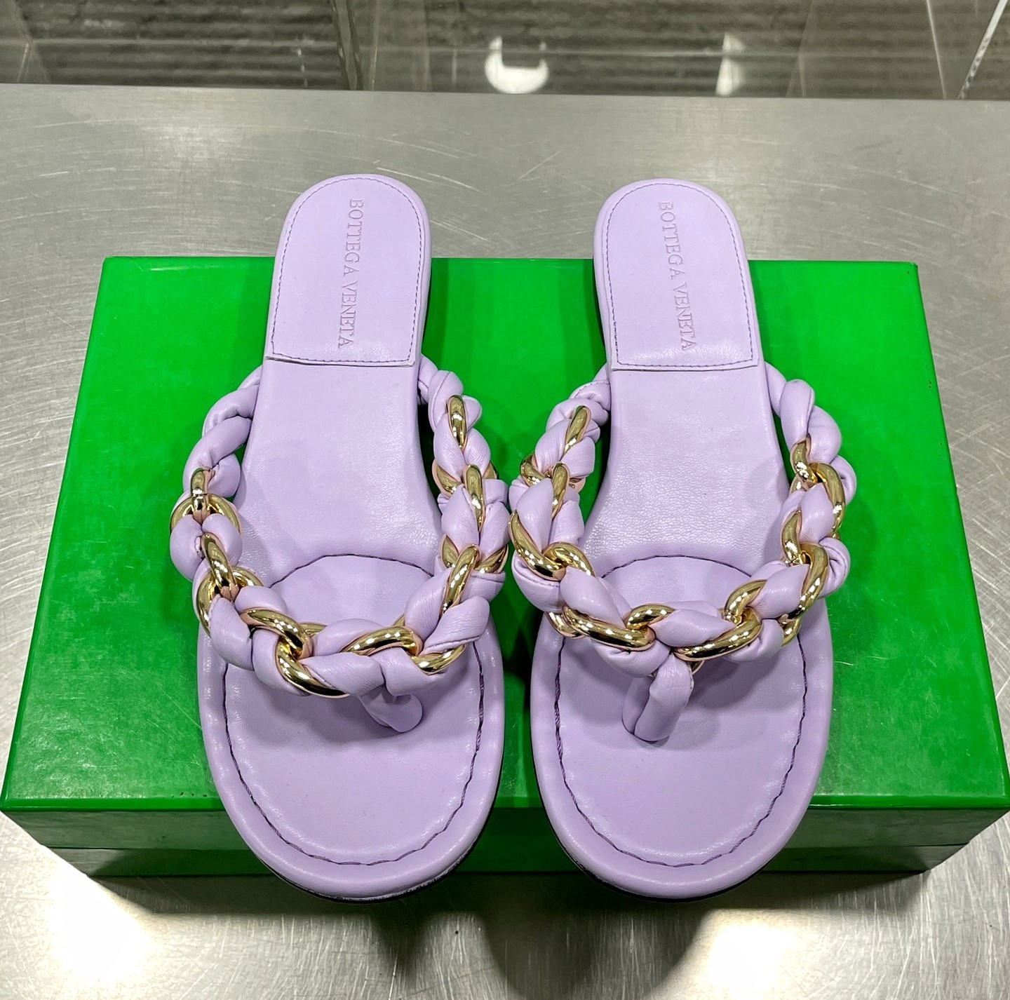Bagsaaa B0tt*ga Ven*ta Rubber Lido In Cane Sugar Purple