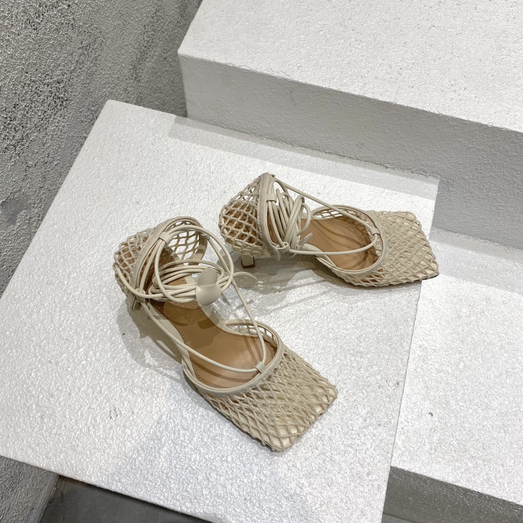Bagsaaa B0tt*ga Ven*ta Stretch Leather Trimmed Mesh Pumps in Beige