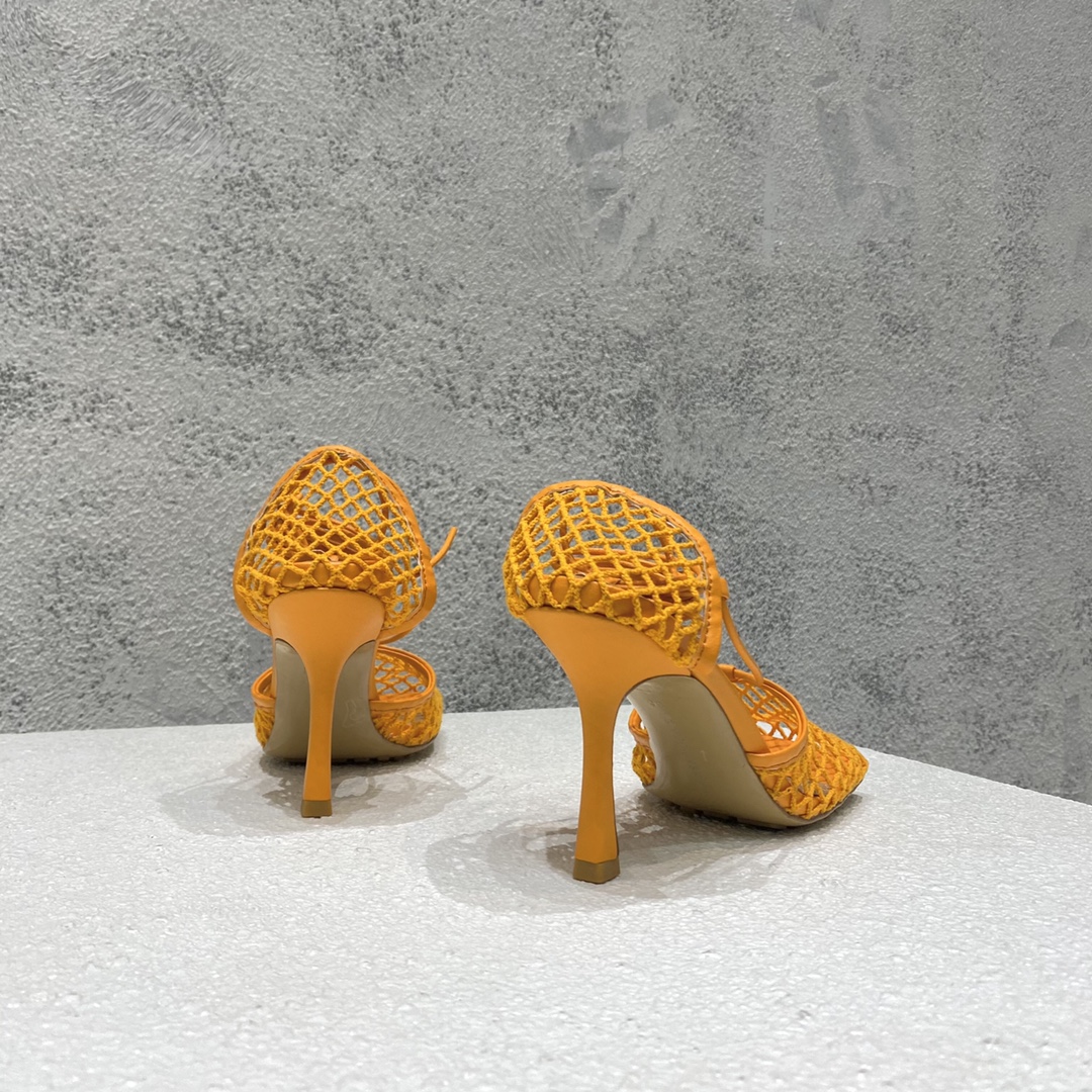 Bagsaaa B0tt*ga Ven*ta Stretch Leather Trimmed Mesh Pumps in Orange