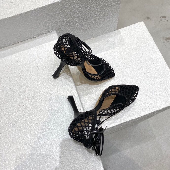 Bagsaaa B0tt*ga Ven*ta Stretch Leather Trimmed Mesh Pumps in Black