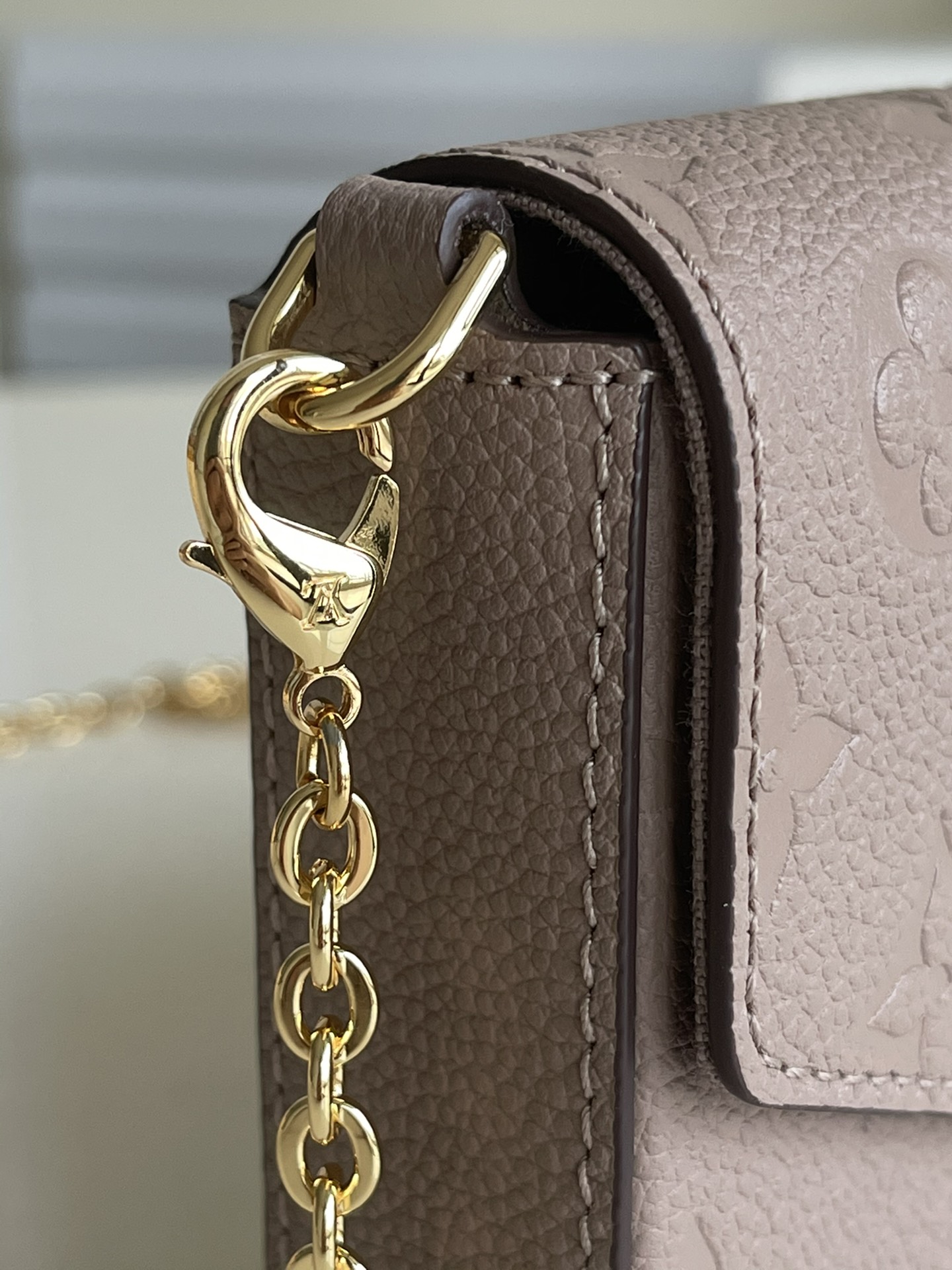 Bagsaaa L0vis Vvtt0n Pochette Felicie Monogram Empreinte - 21 x 12 x 3cm